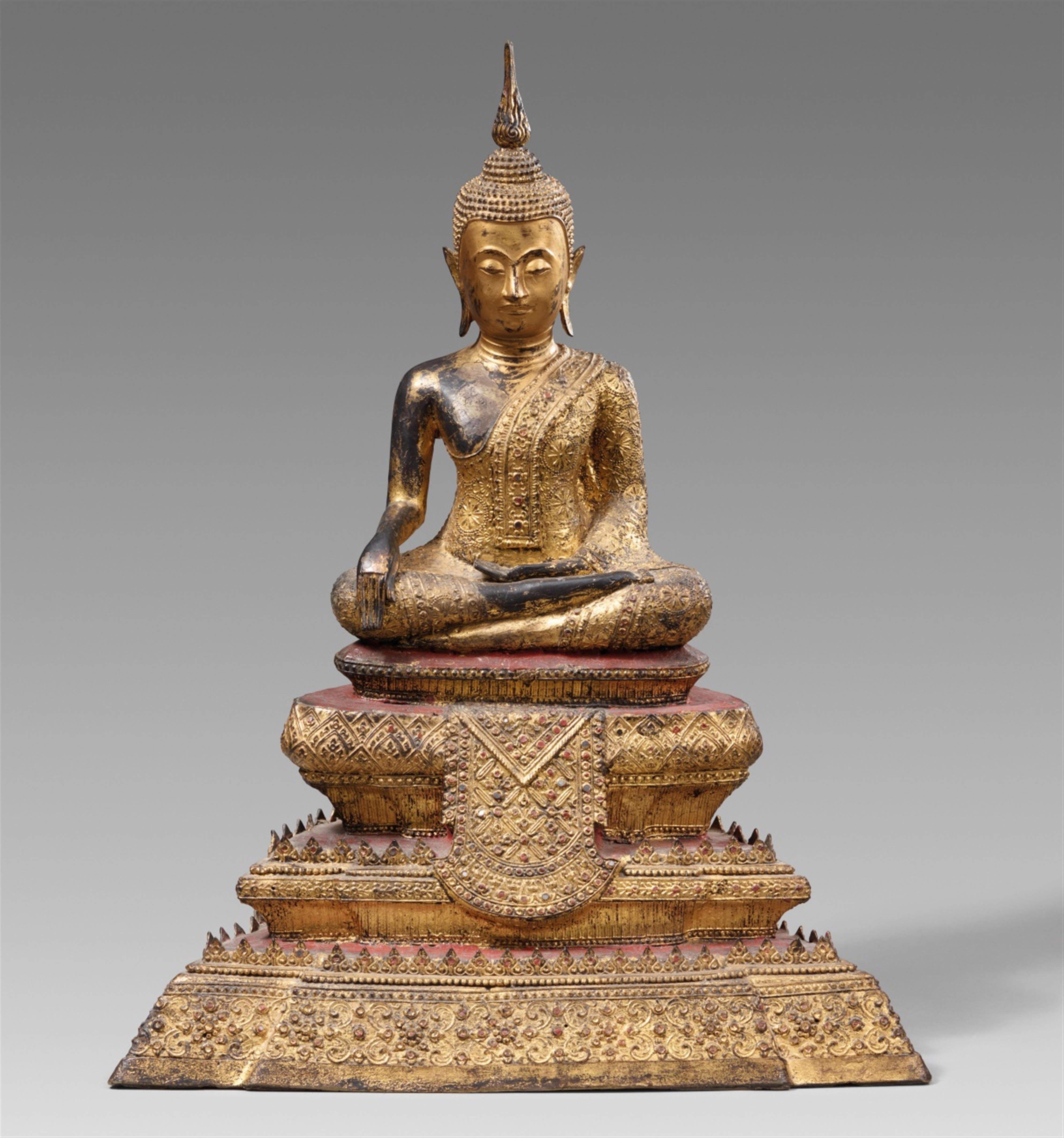 A Ratanakosin gilded and lacquered bronze figure of Buddha Shakyamuni. Thailand. 19th century - image-1