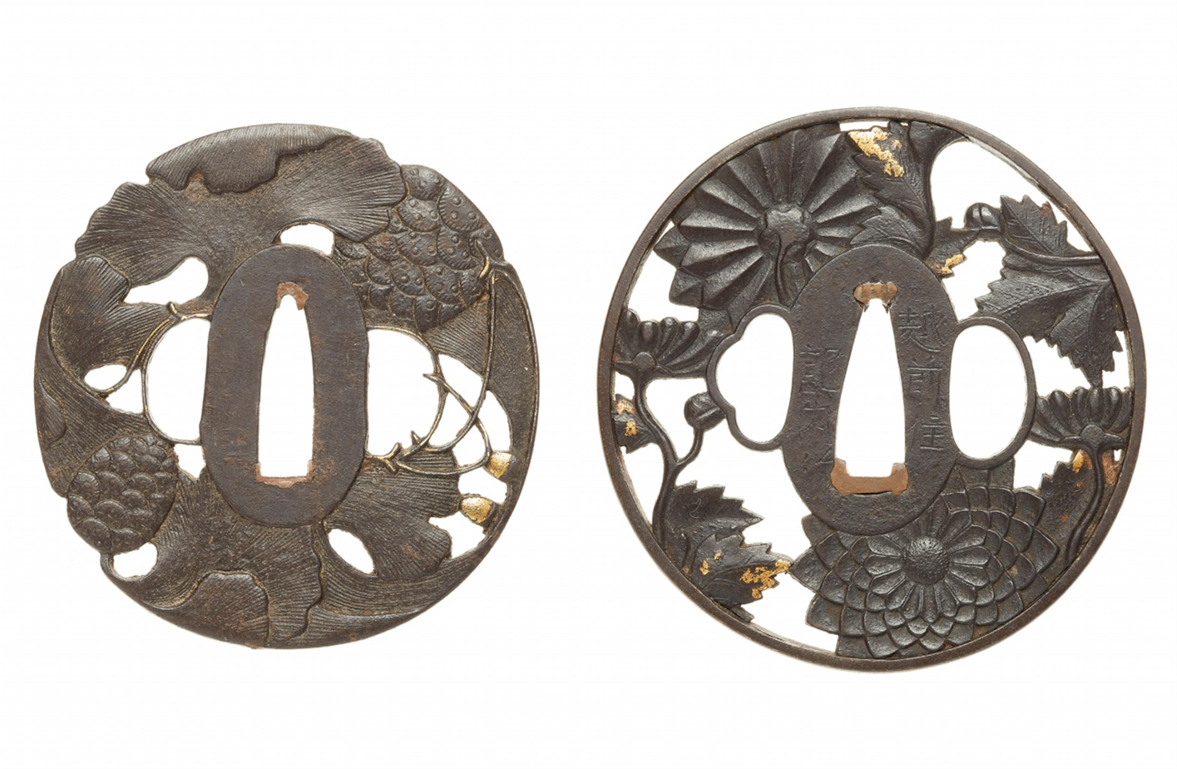 Zwei tsuba. Eisen. Edo-Zeit, 18./19. Jh. - image-1