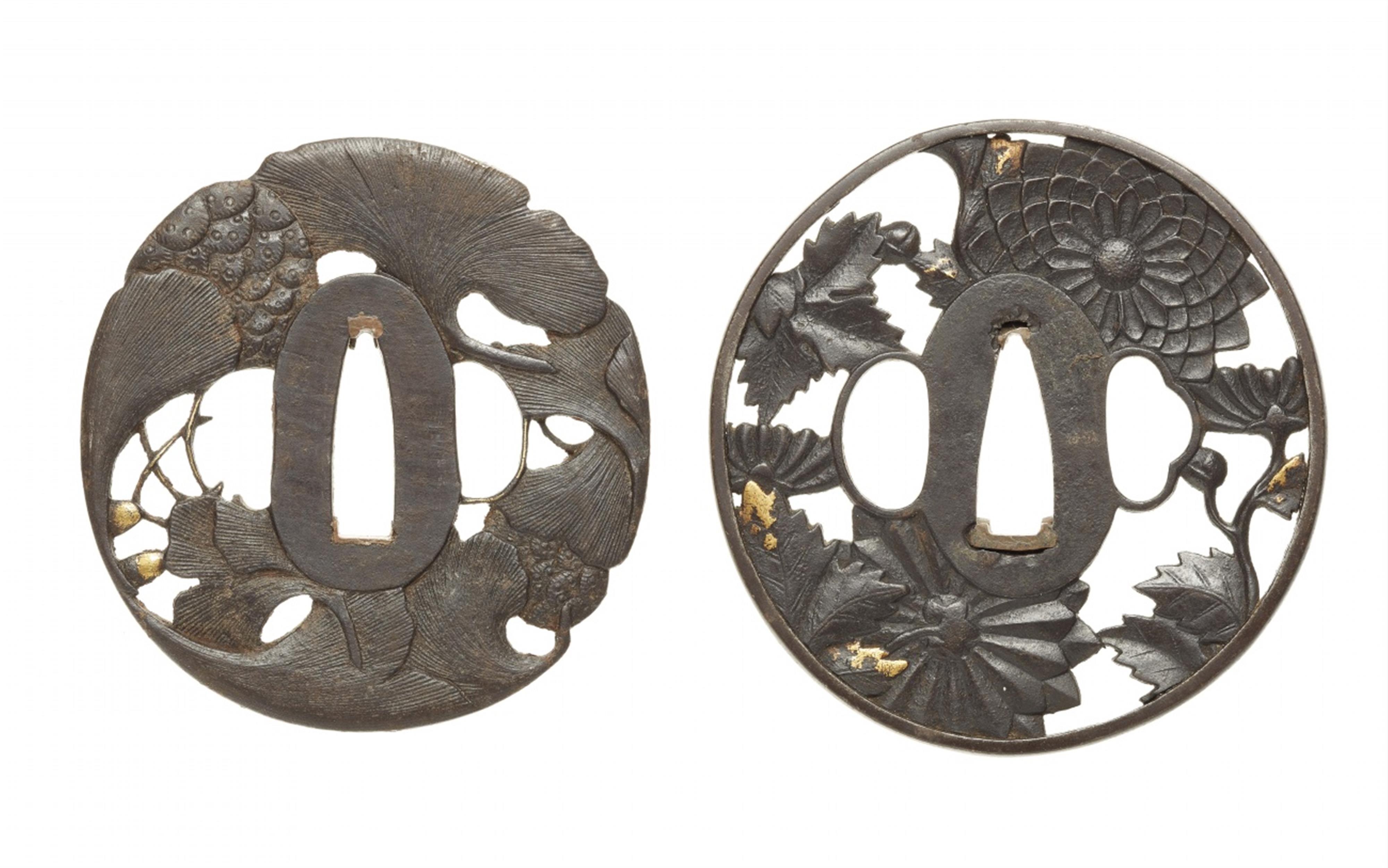 Zwei tsuba. Eisen. Edo-Zeit, 18./19. Jh. - image-2