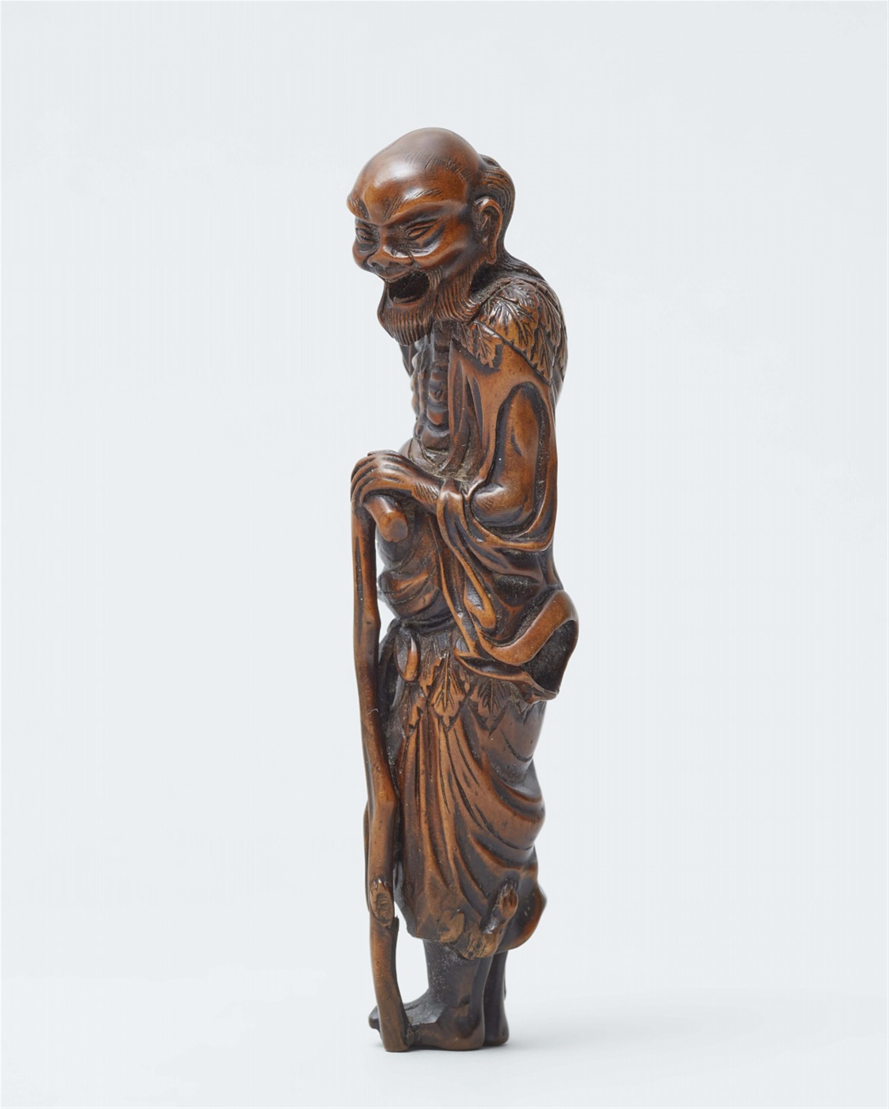 A large boxwood netsuke of a Gama Sennin. 18th century - image-2