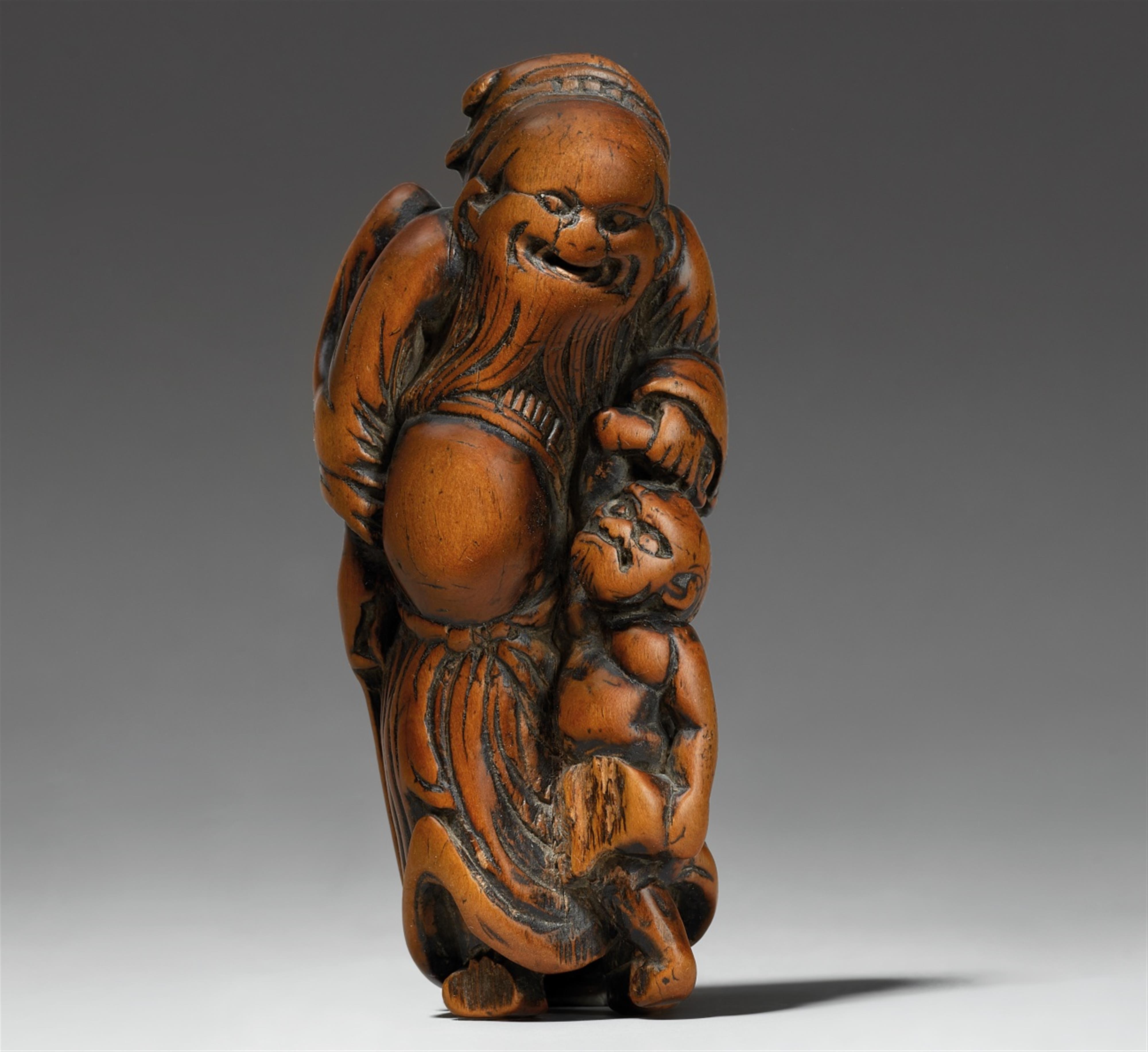 A boxwood netsuke of Shoki and oni. 18th century - image-1