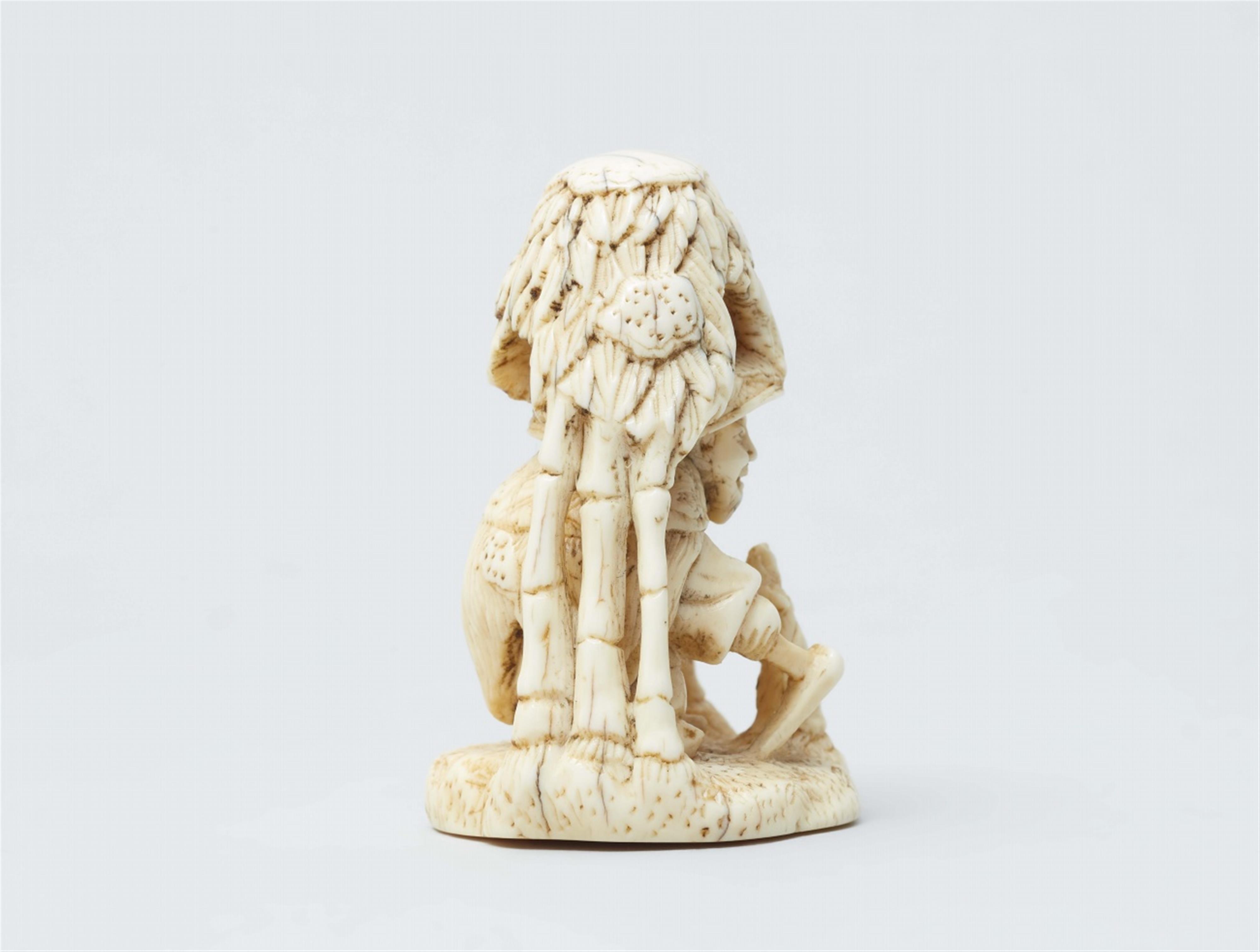 An ivory netsuke of Moso. Second half 19th century - image-2