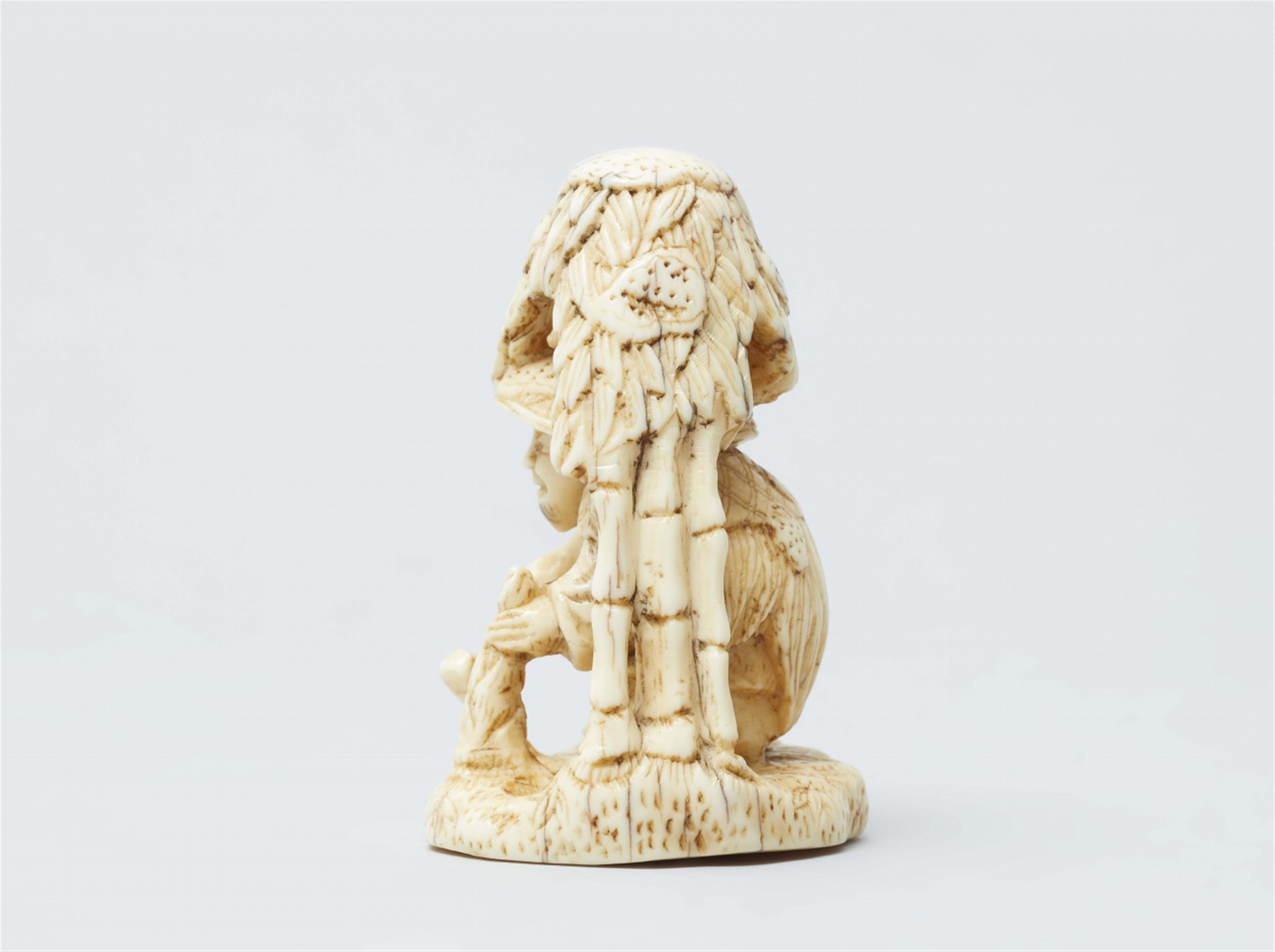 An ivory netsuke of Moso. Second half 19th century - image-4