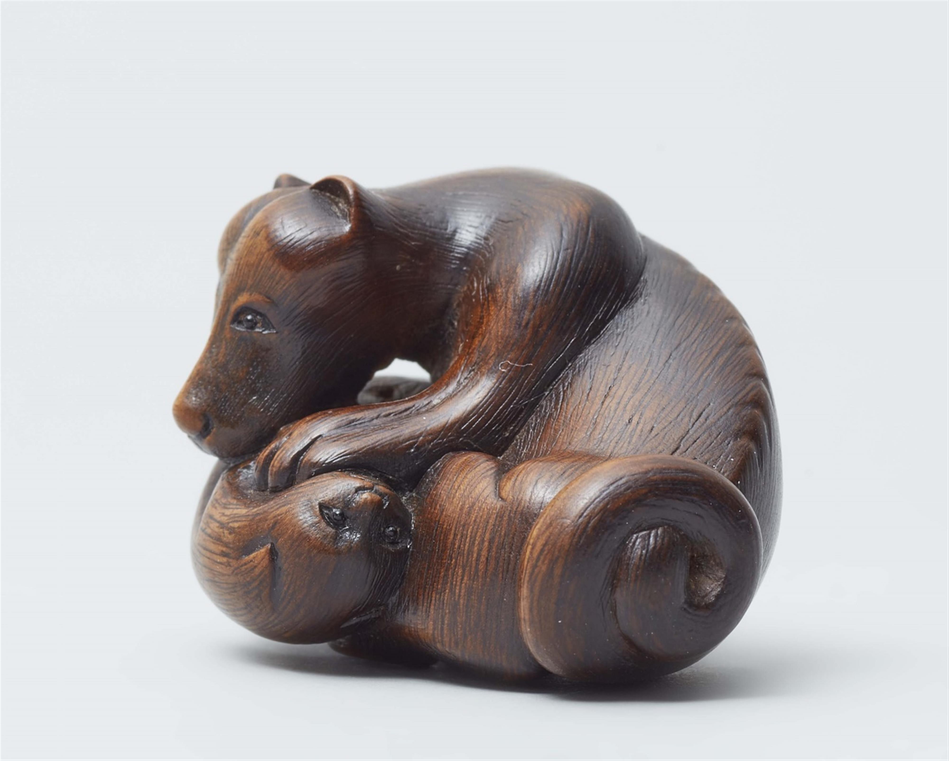 Bitch with puppies. Boxwood. Early 19th century - image-4