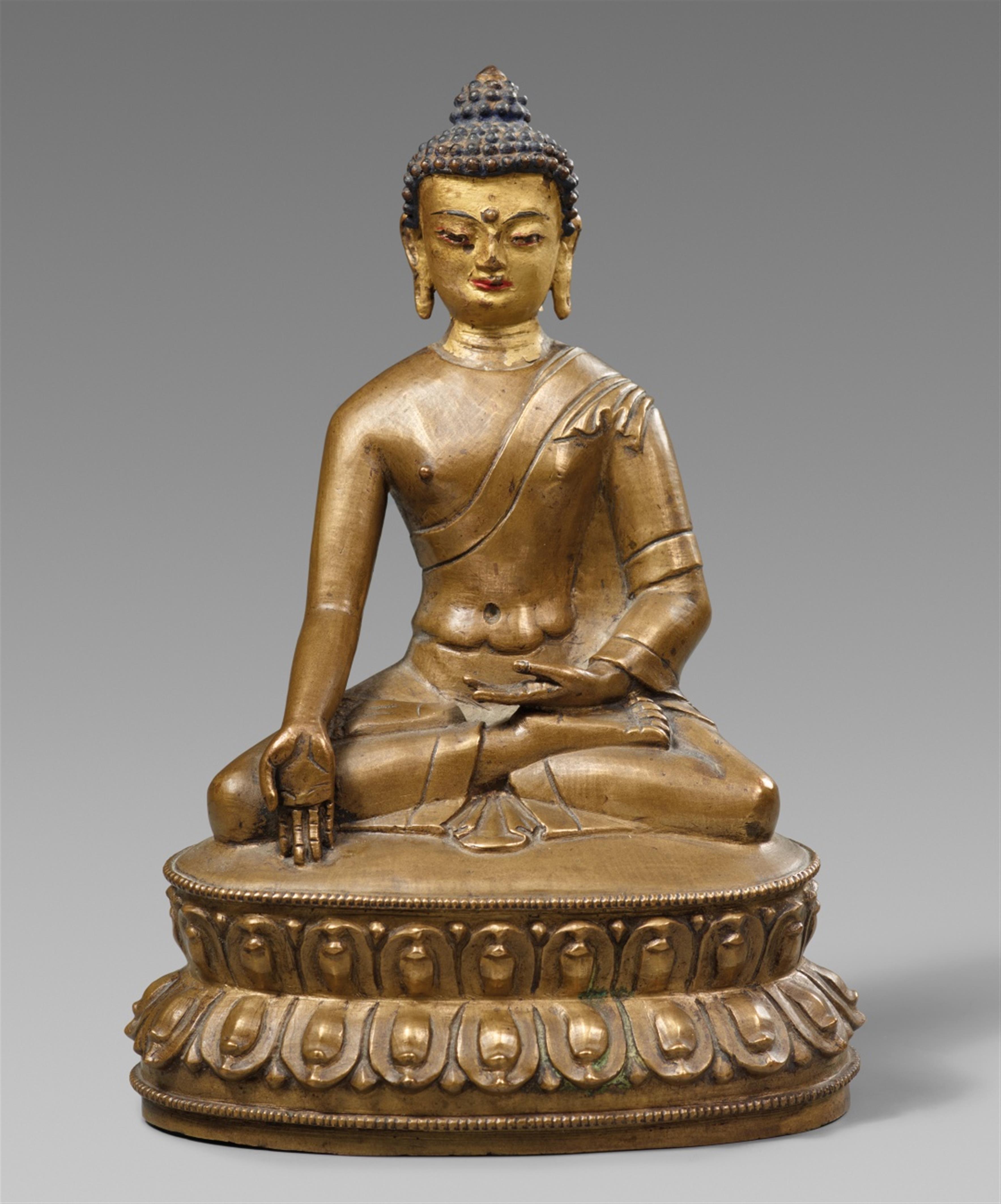 A Tibetan bronze figure of Buddha Ratnasambhava. 18th century - image-1