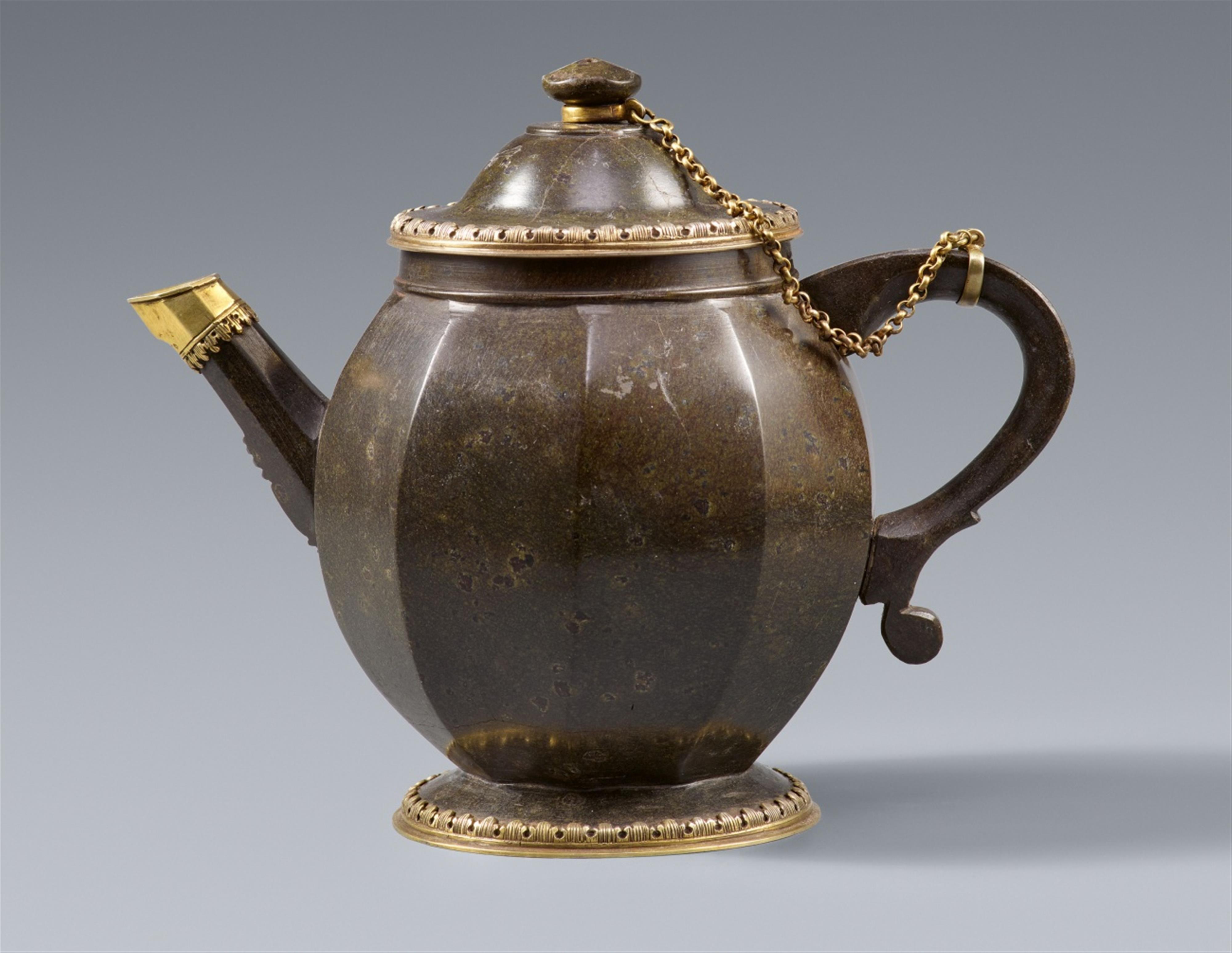 A Saxon serpentine teapot - image-1