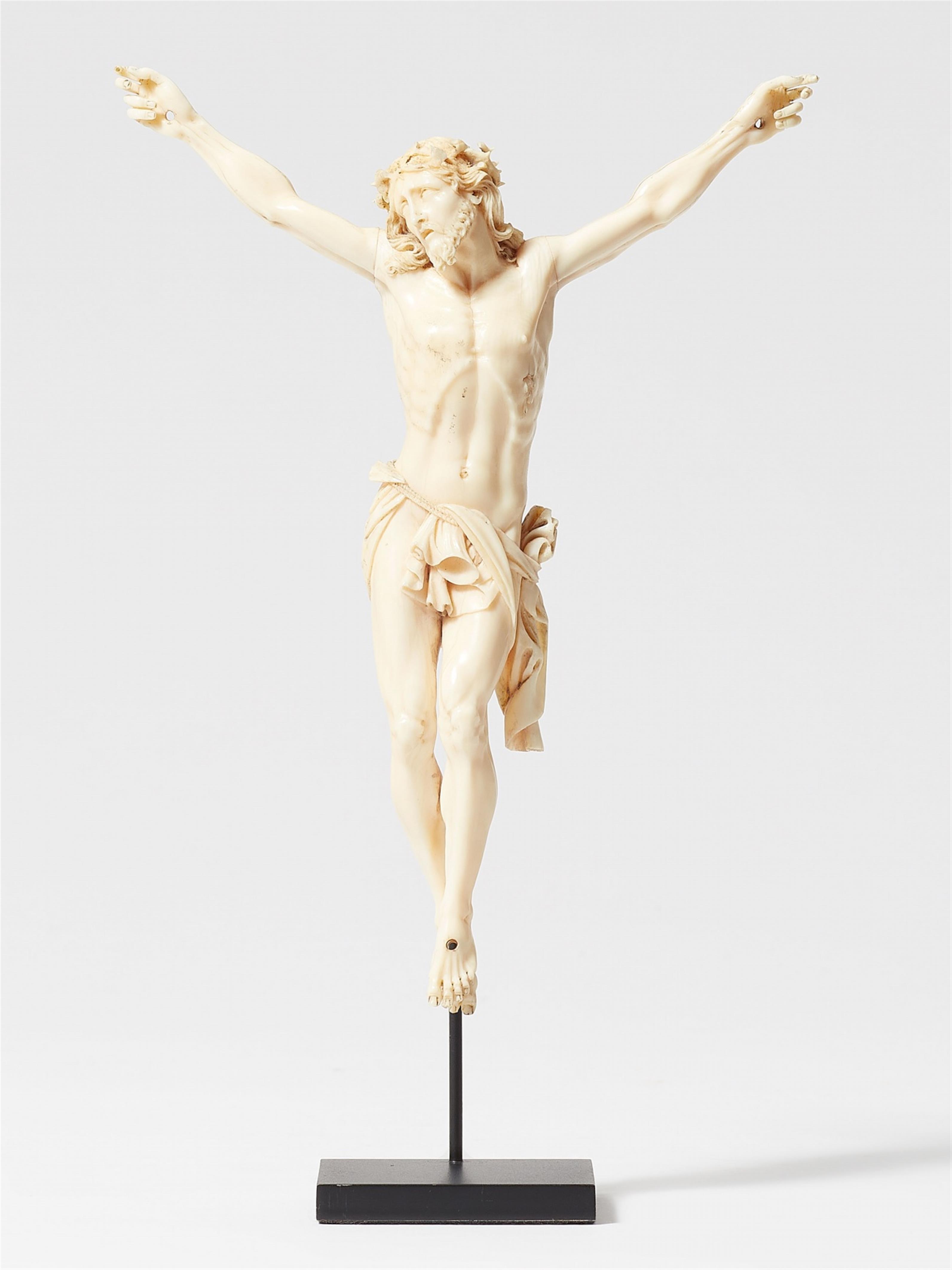 Flemish 18th century - An 18th century Flemish carved ivory Corpus Christi - image-1