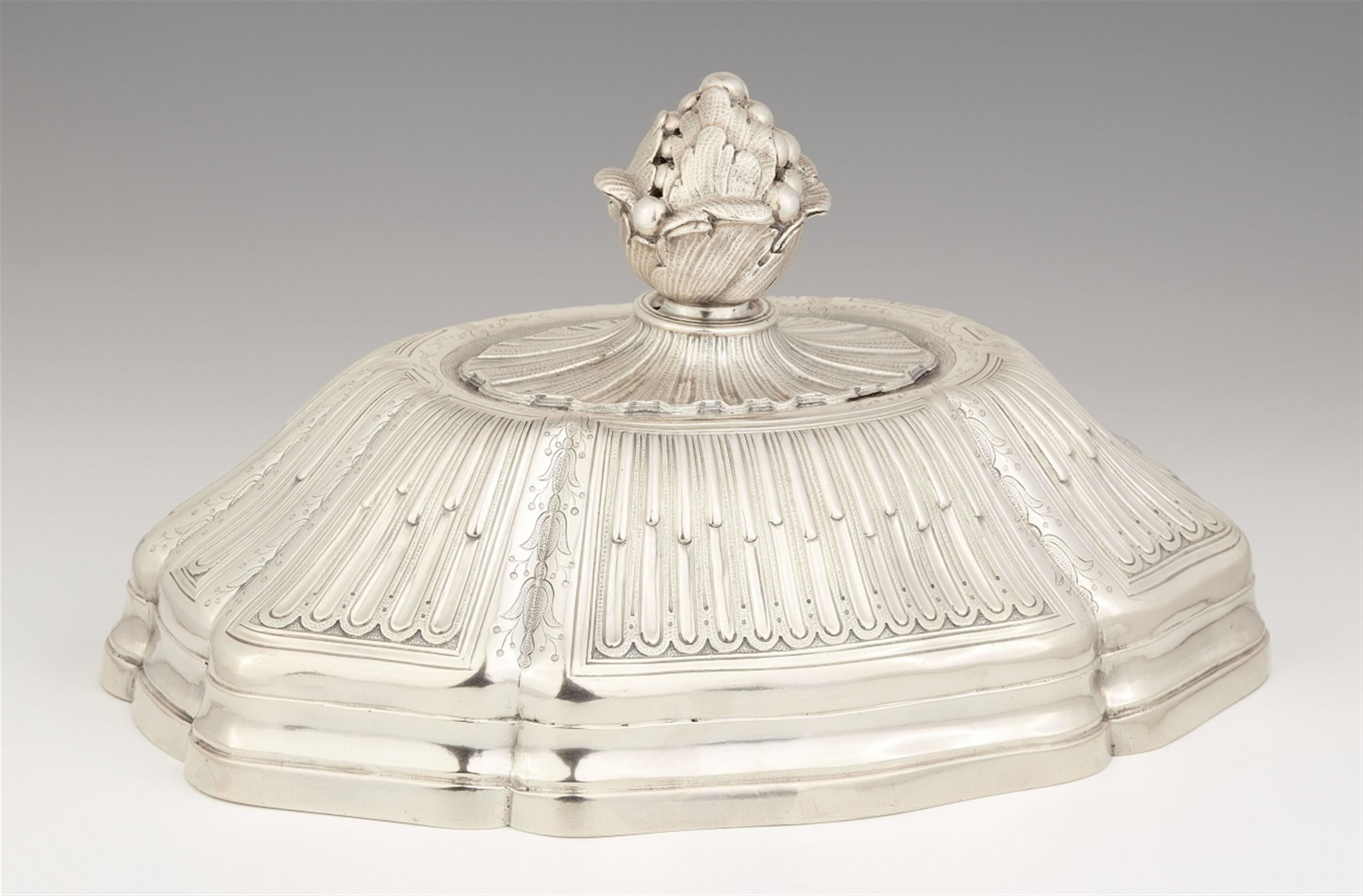 A St. Petersburg silver cloche - image-1