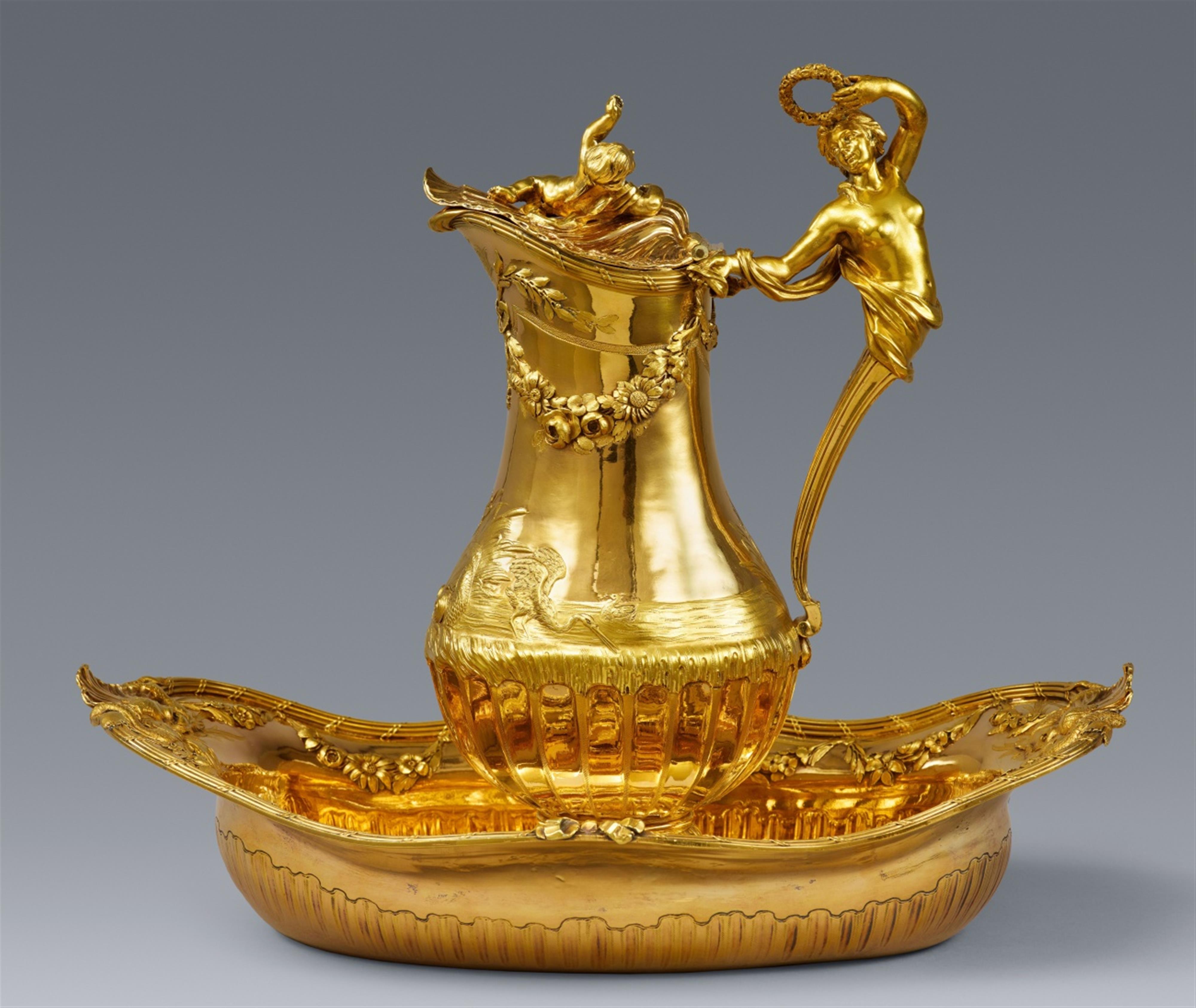 A royal presentation gift: Silver lavabo garniture for the Marquis and Marquise of Montmelas - image-2