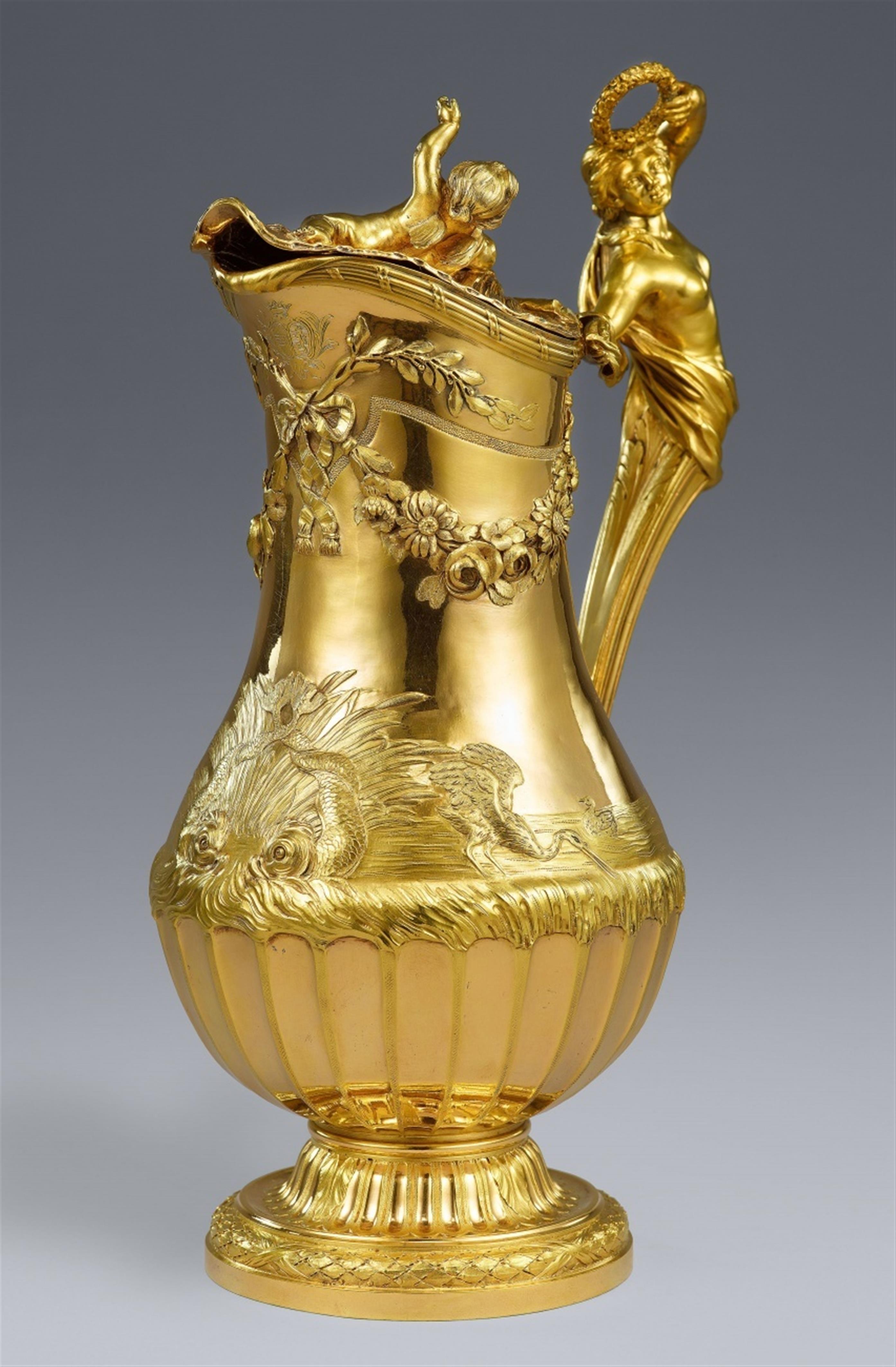 A royal presentation gift: Silver lavabo garniture for the Marquis and Marquise of Montmelas - image-9