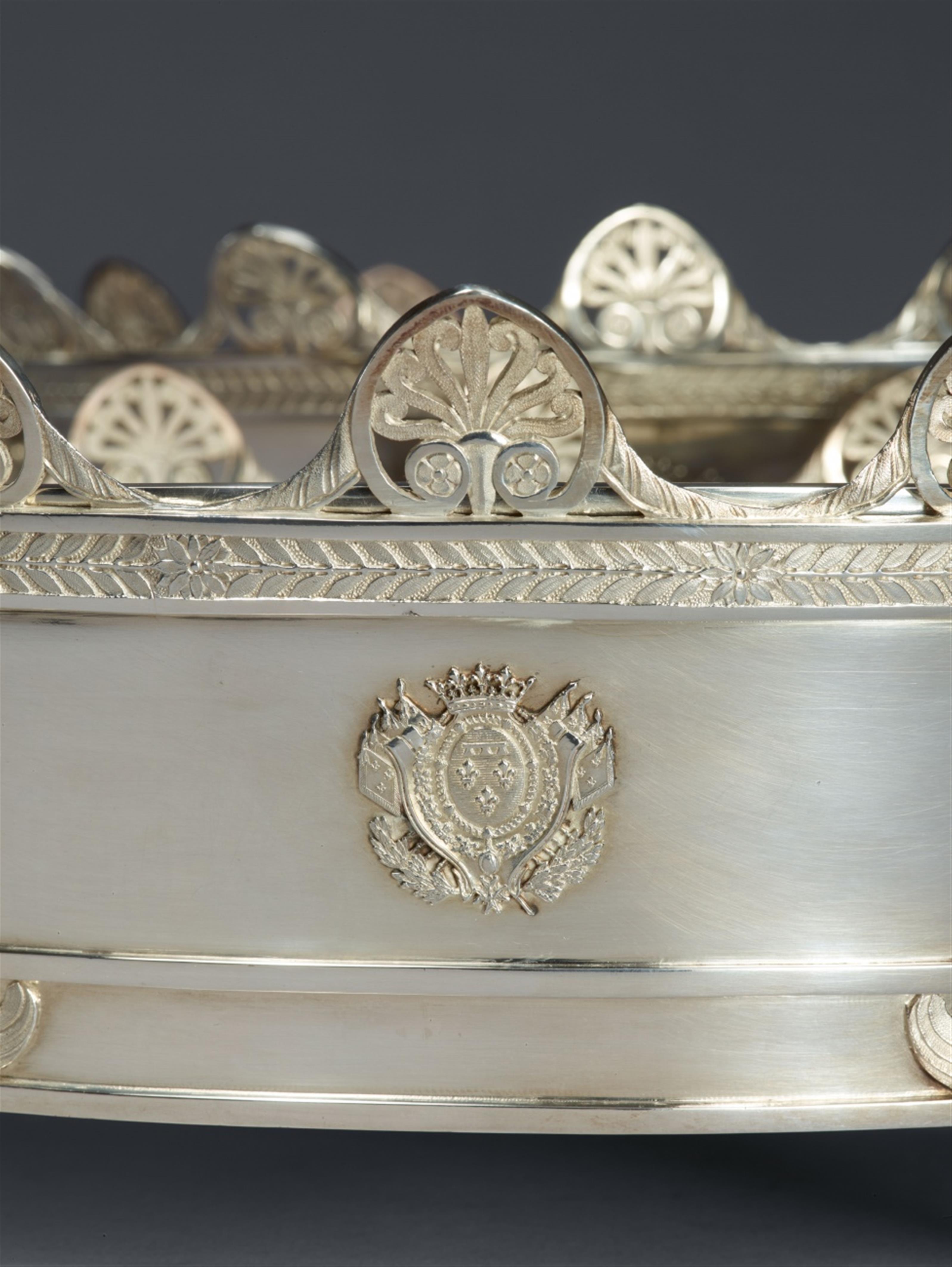 A pair of silver glass coolers from a service made for the Duc d'Orléans - image-2