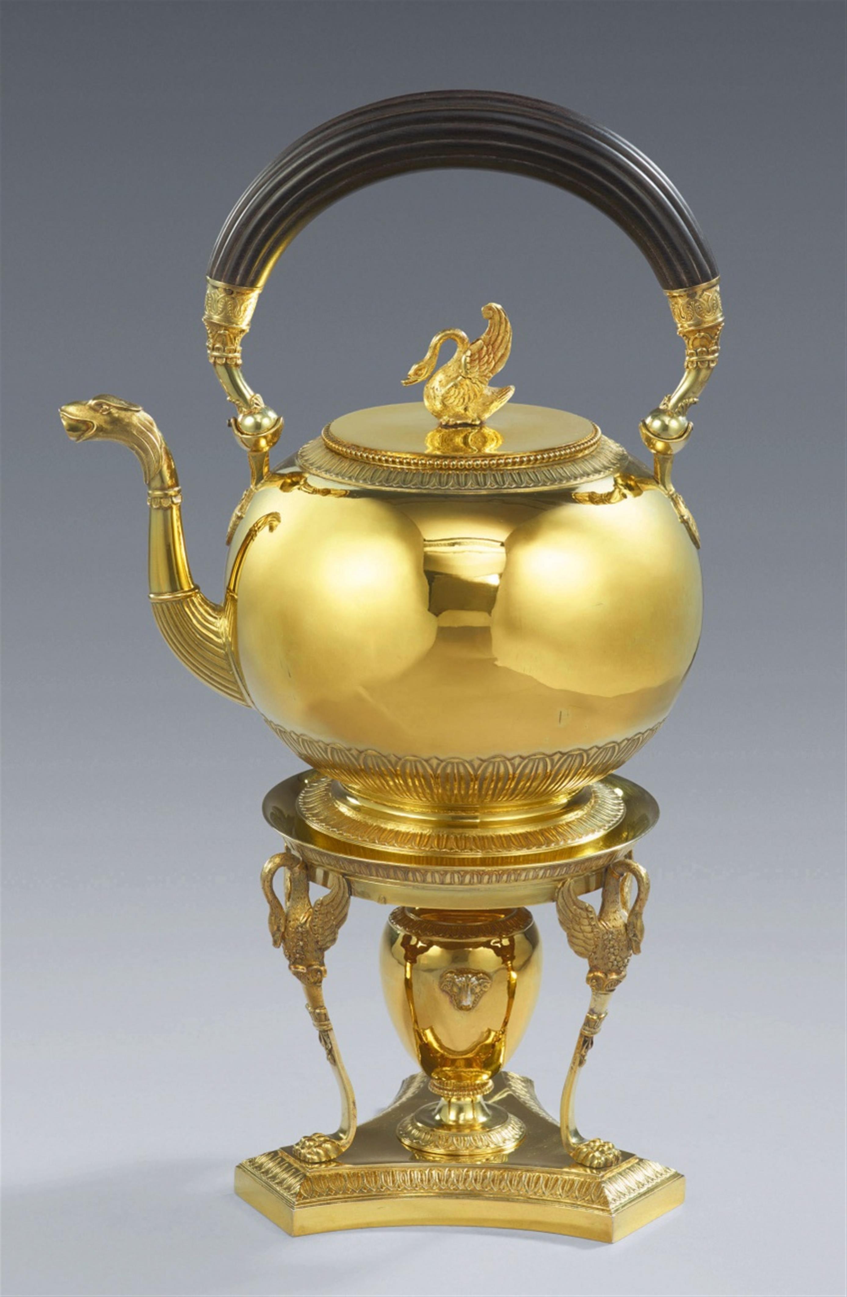 A Neoclassical silver gilt kettle and rechaud - image-1