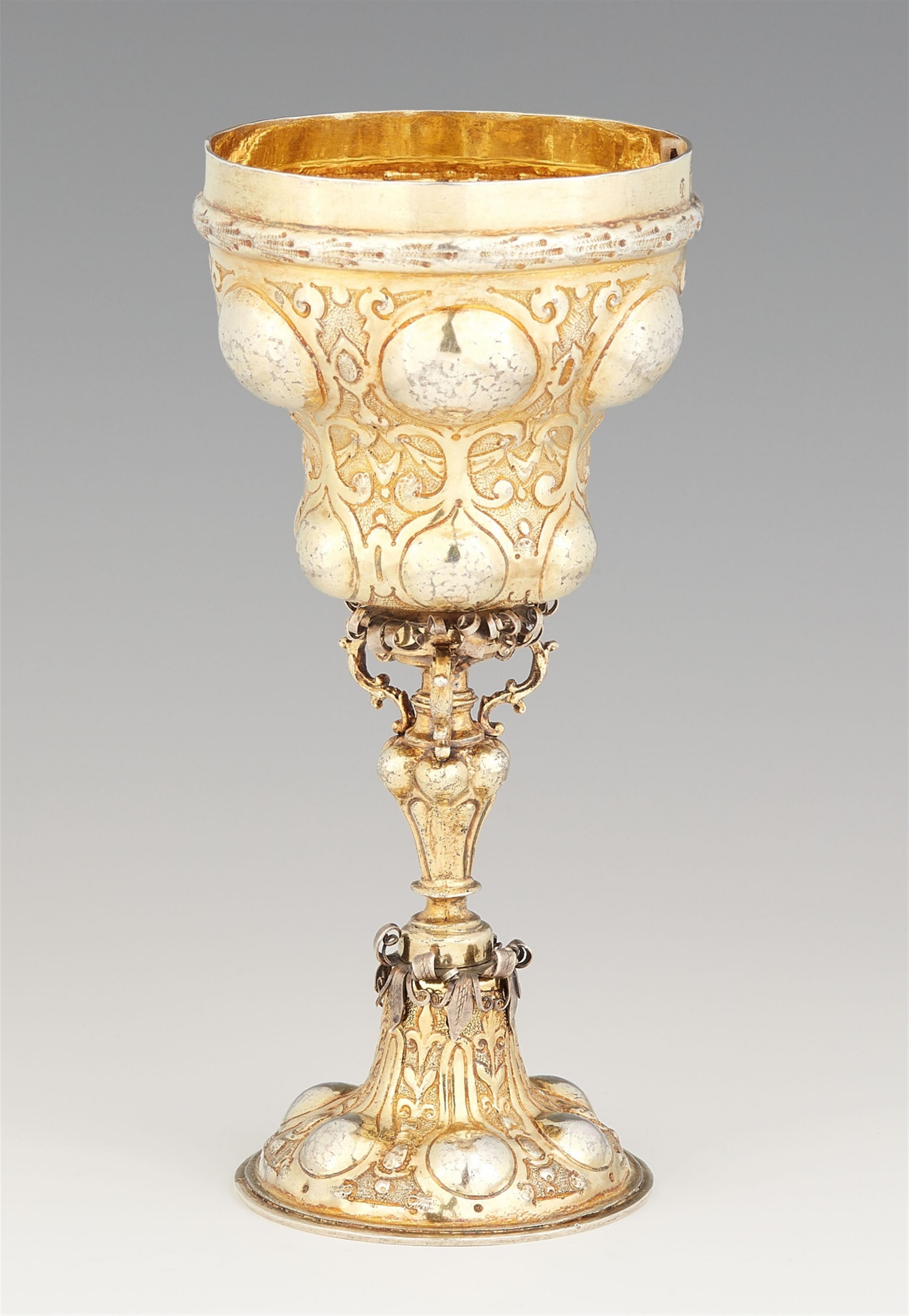 A small Nuremberg parcel gilt silver columbine cup - image-1