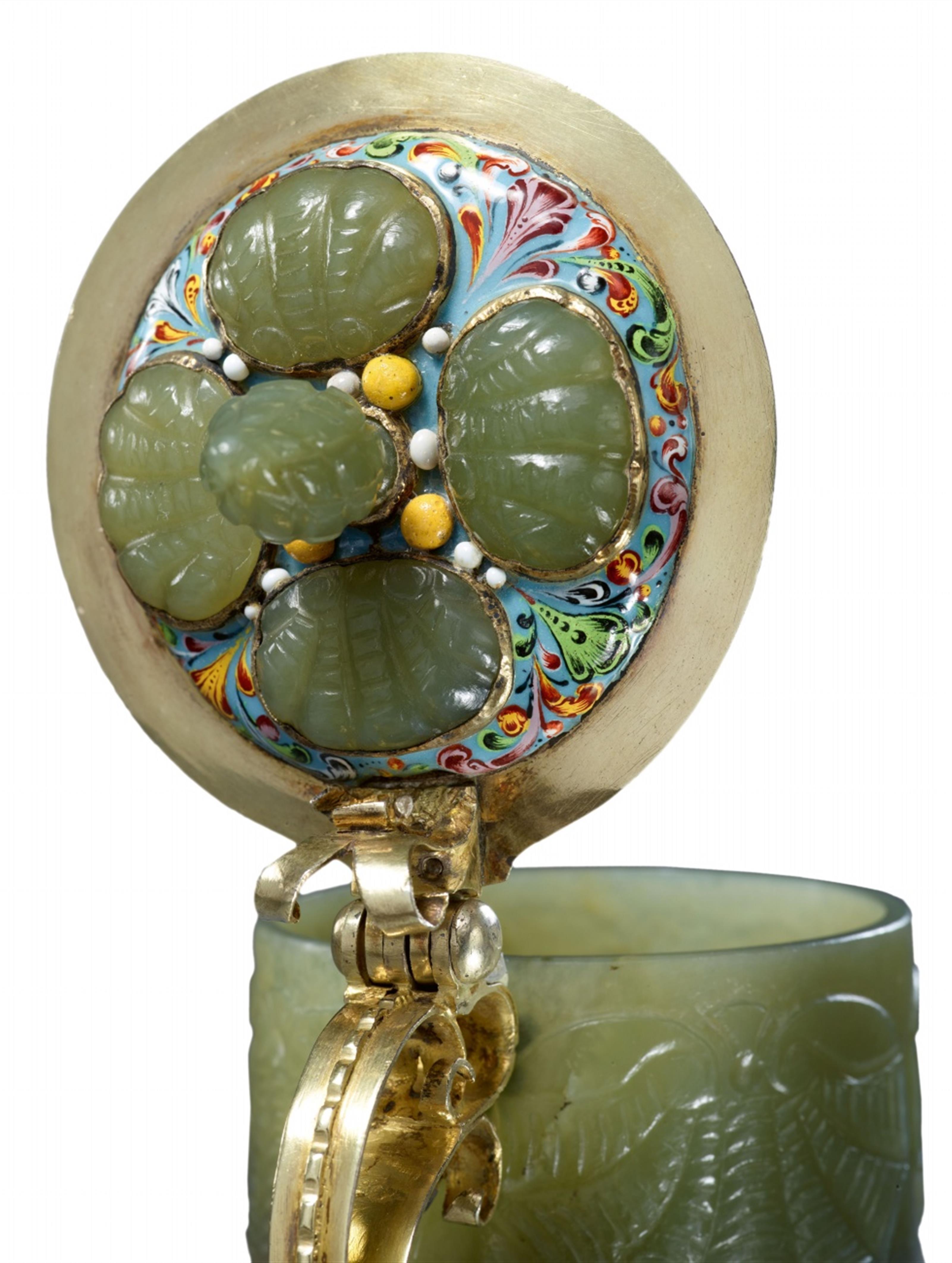 A courtly carved jade tankard - image-4