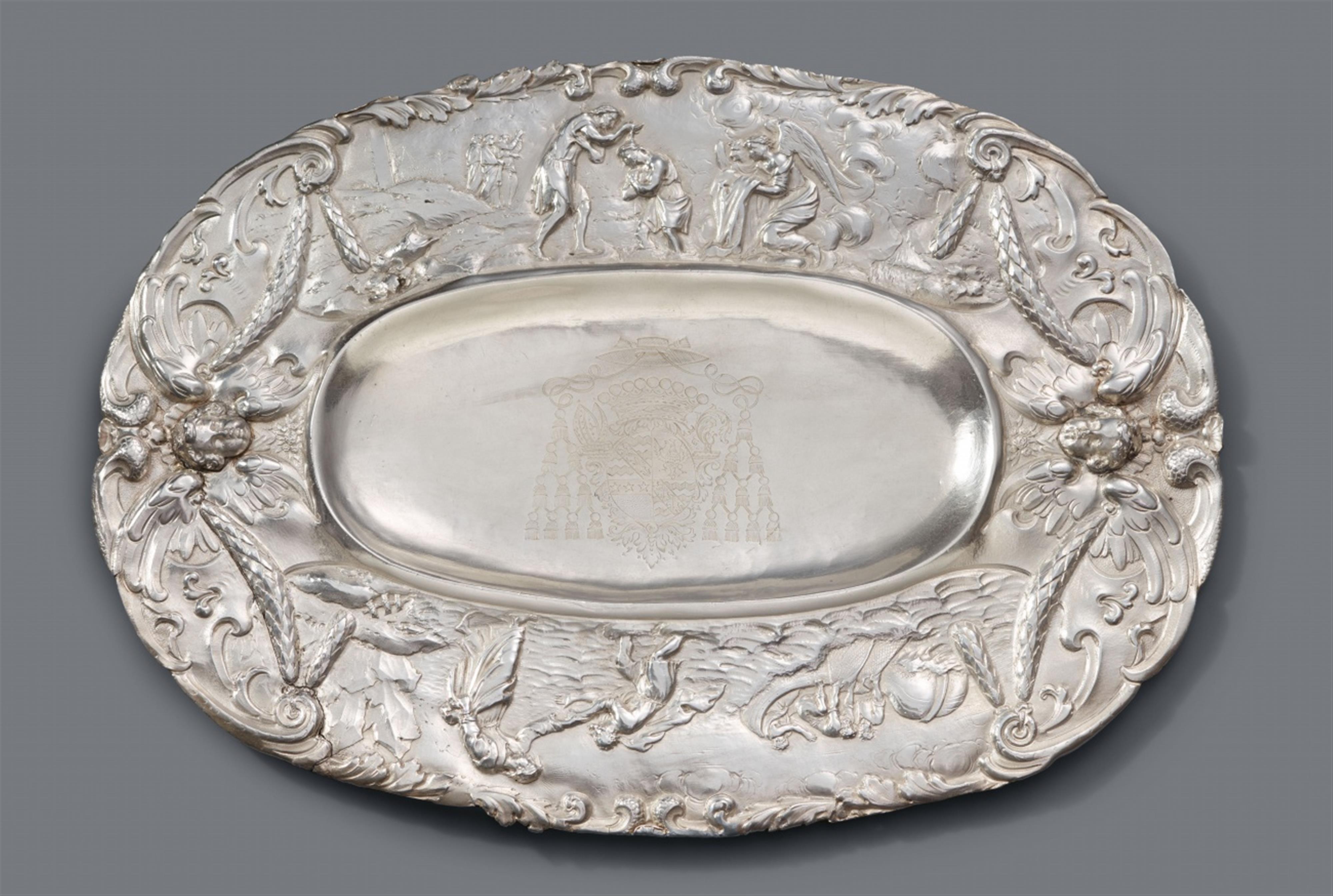 An early Parisian silver basin - image-1