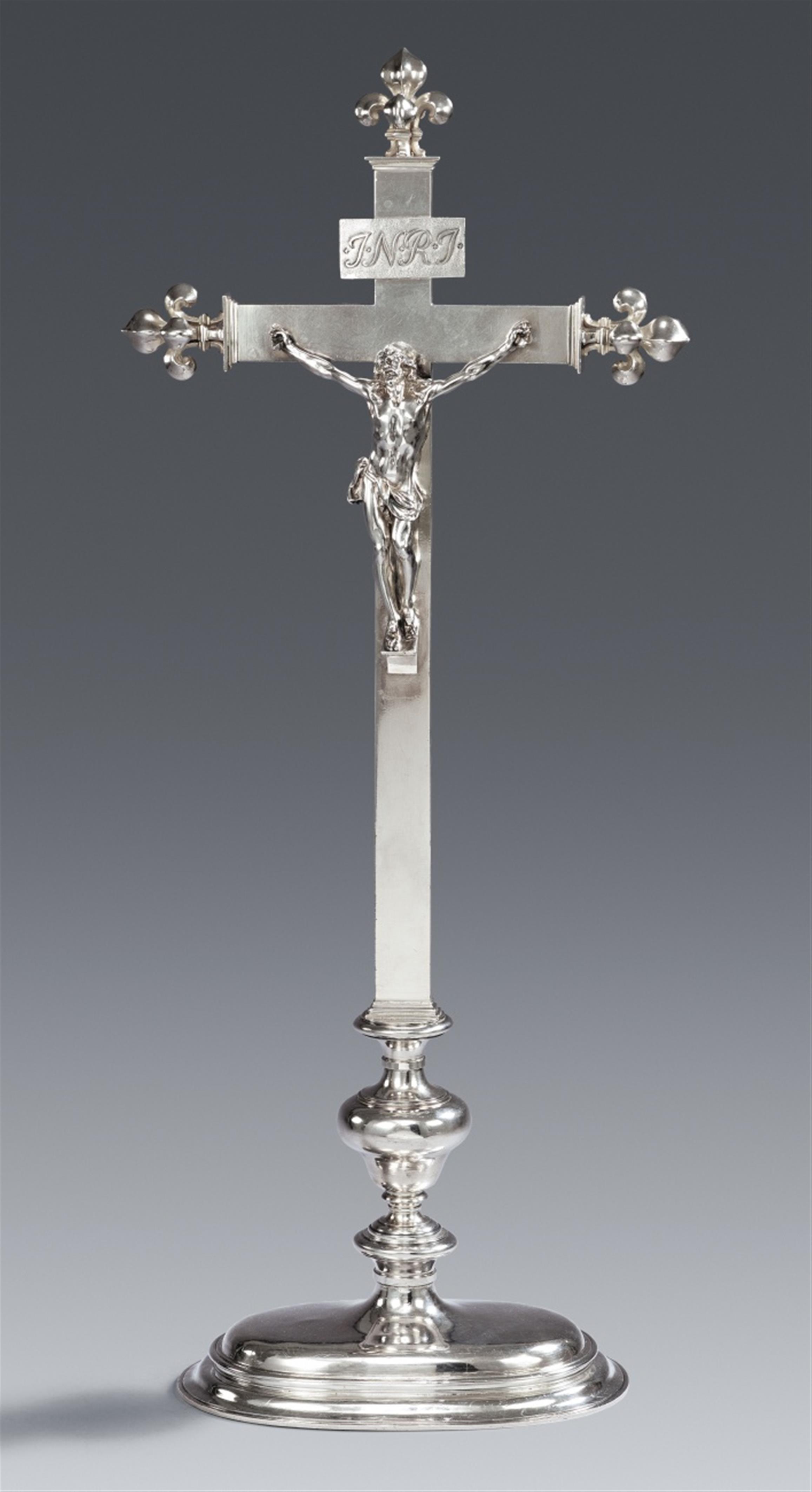 An important silver table cross from the reign of Louis XIV - image-1