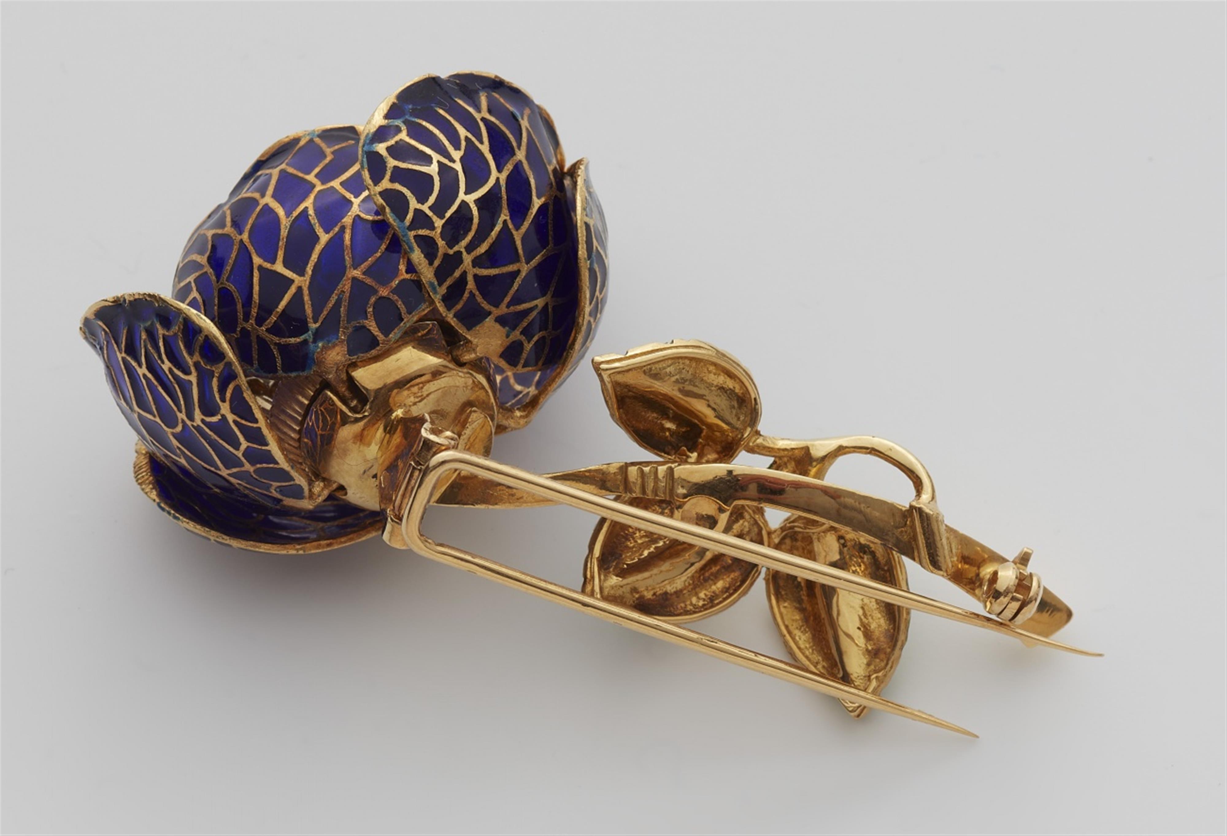 An 18k gold plique a jour brooch “en tremblant“ - image-2