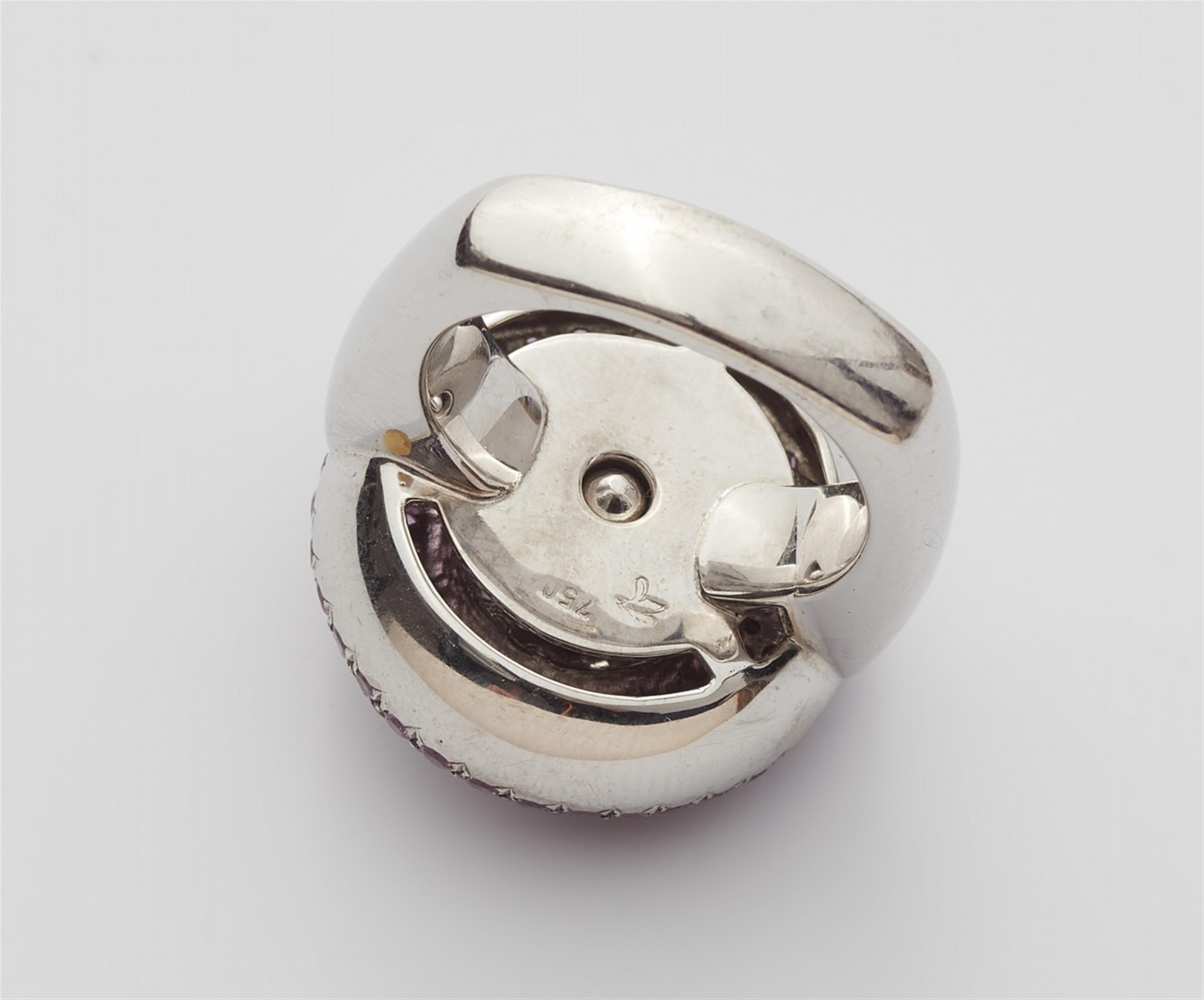 An 18k white gold pavé set sapphire convertible ring - image-3
