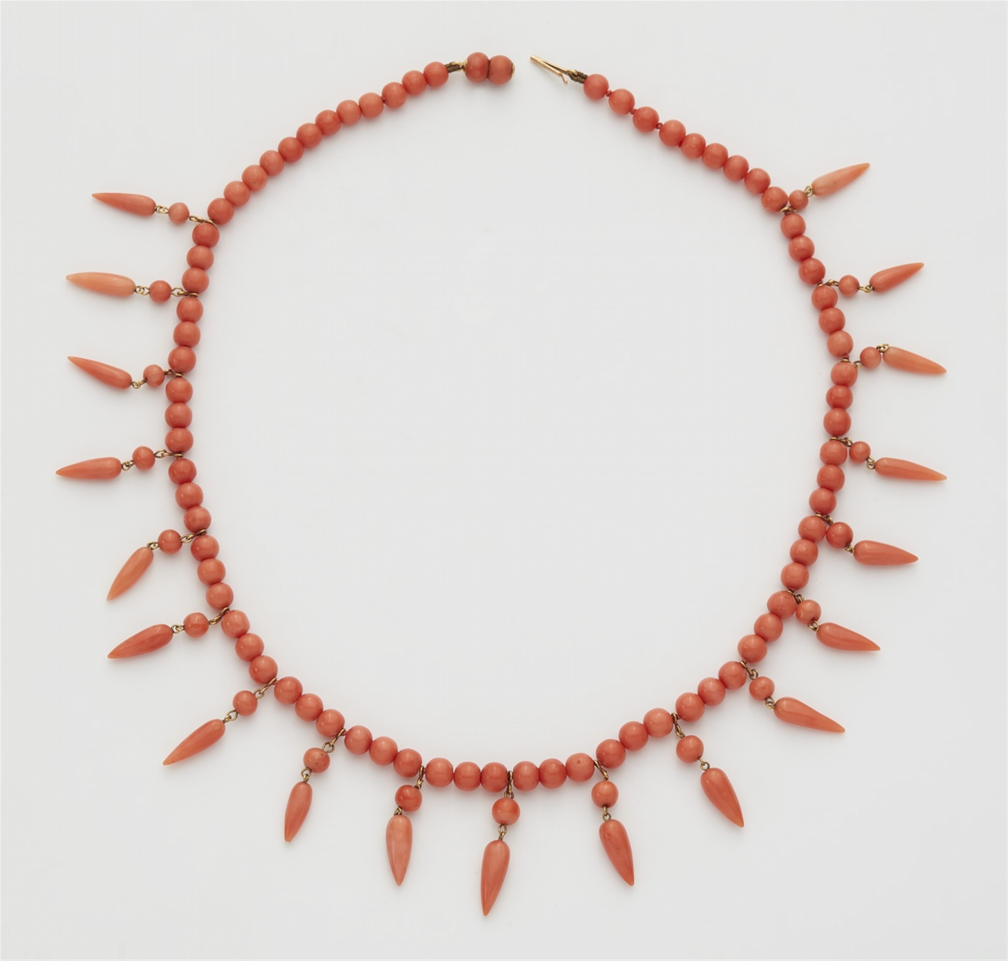 A Victorian 14k red gold fringe necklace - image-1