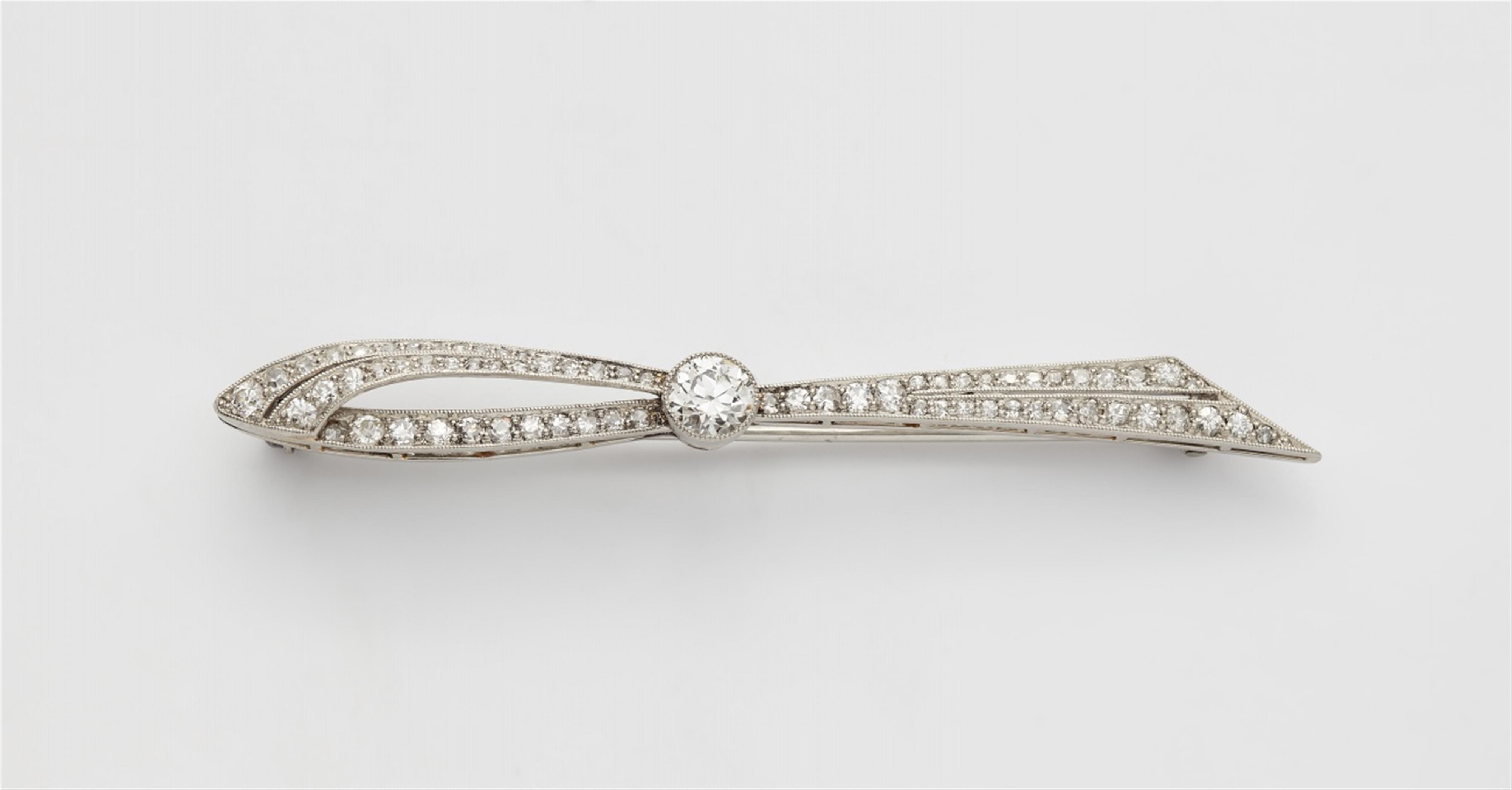 A Belle Epoque platinum and 14k white gold diamond pin brooch - image-1