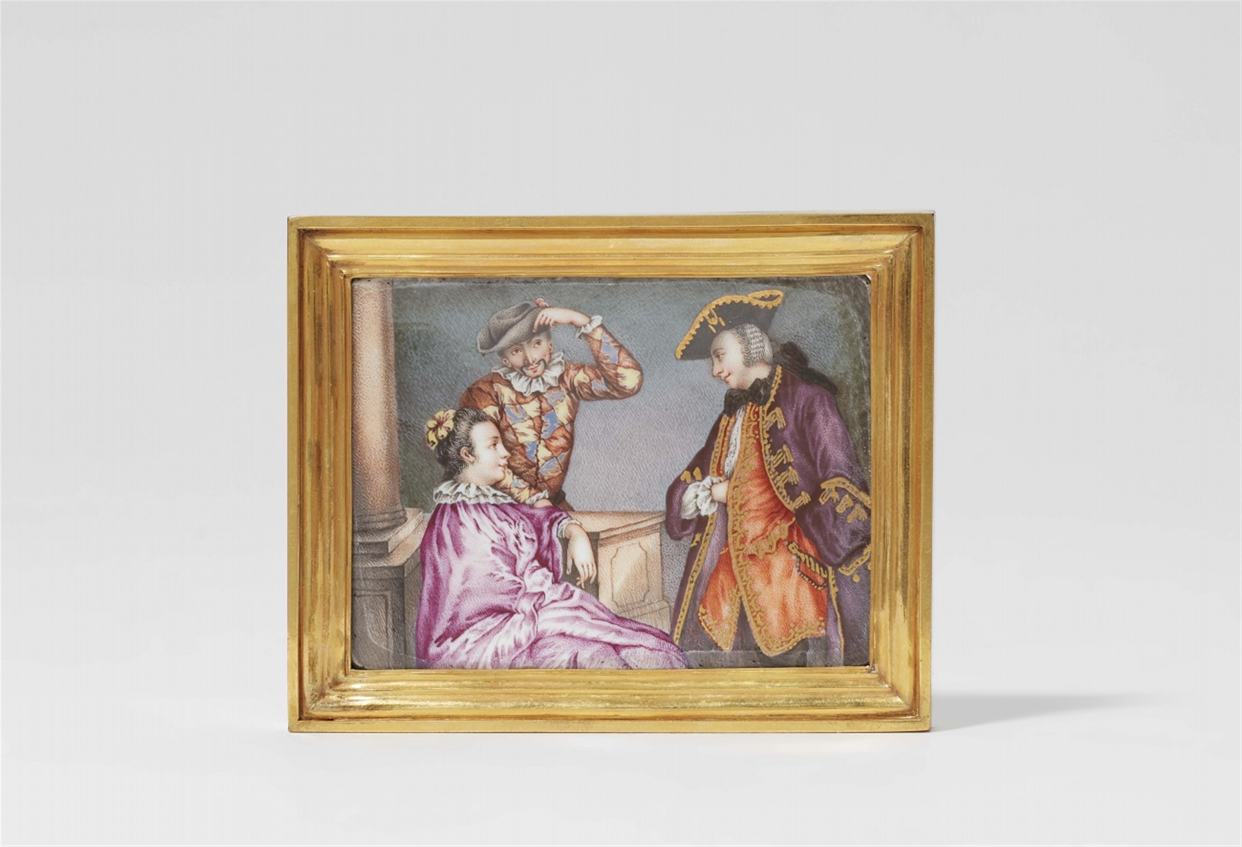 A Meissen porcelain snuff box lid depicting Commedia dell'arte figures - image-1