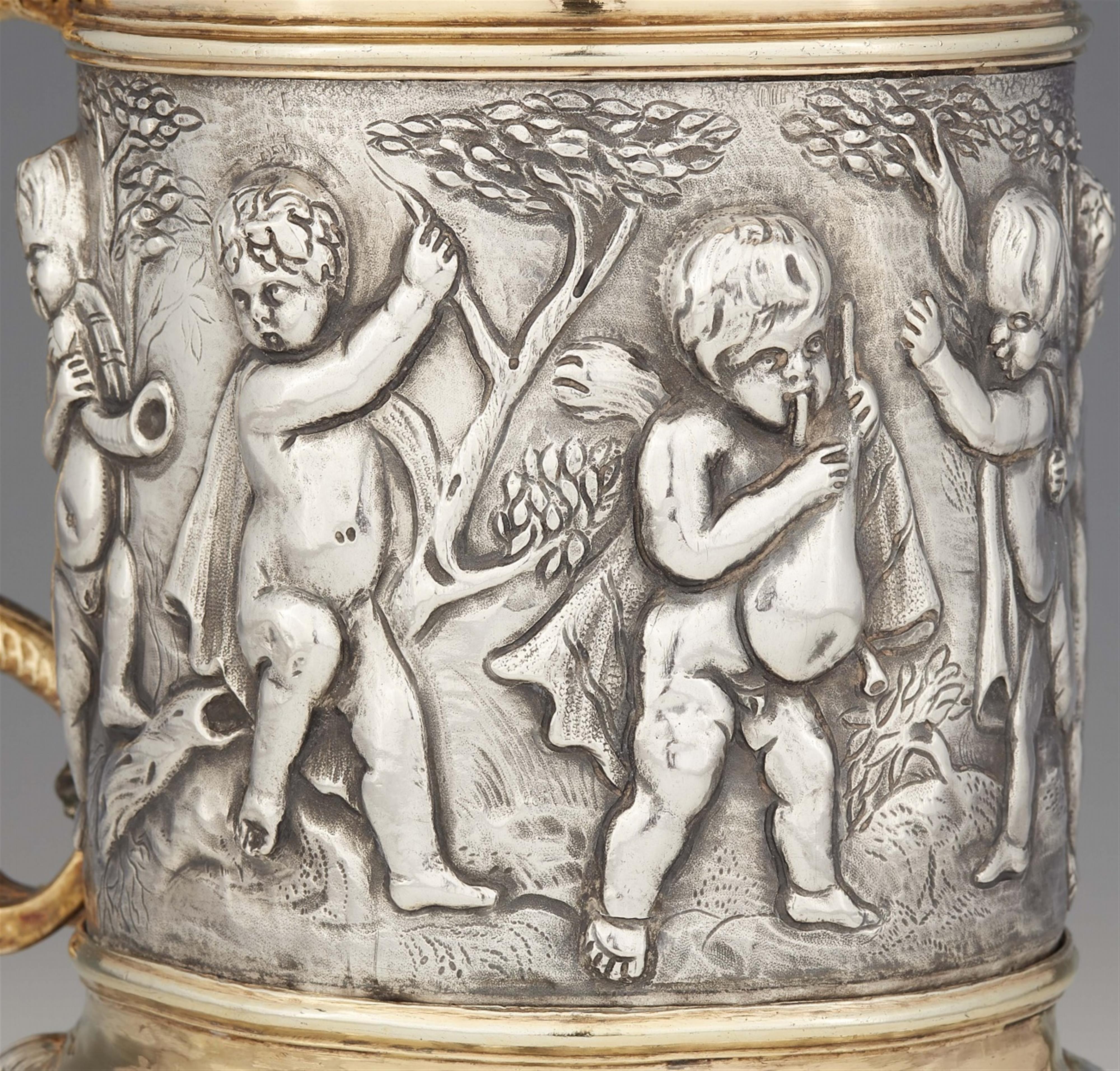 A Hamburg Baroque silver tankard - image-2