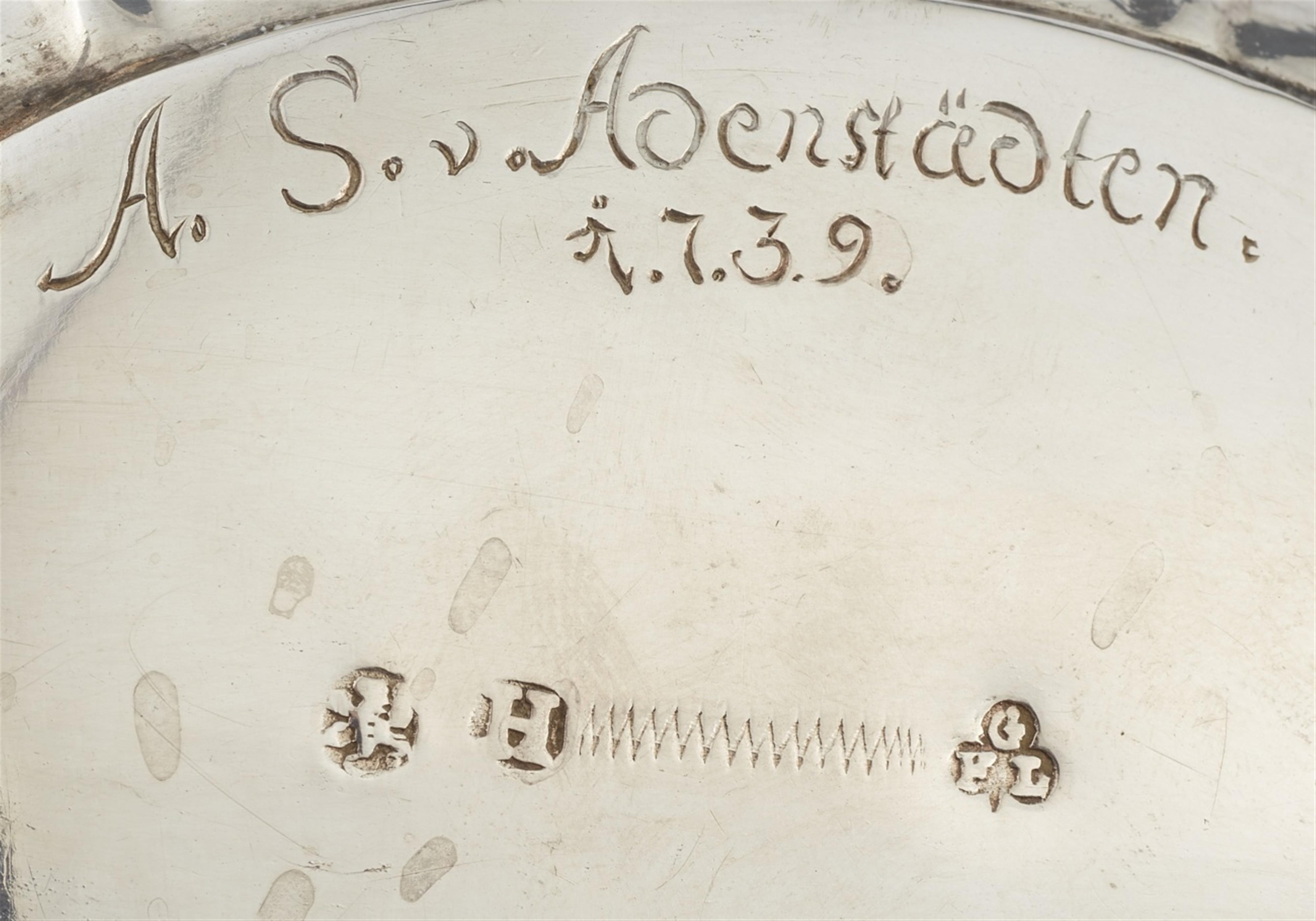 A Brunswick silver sugar box - image-2