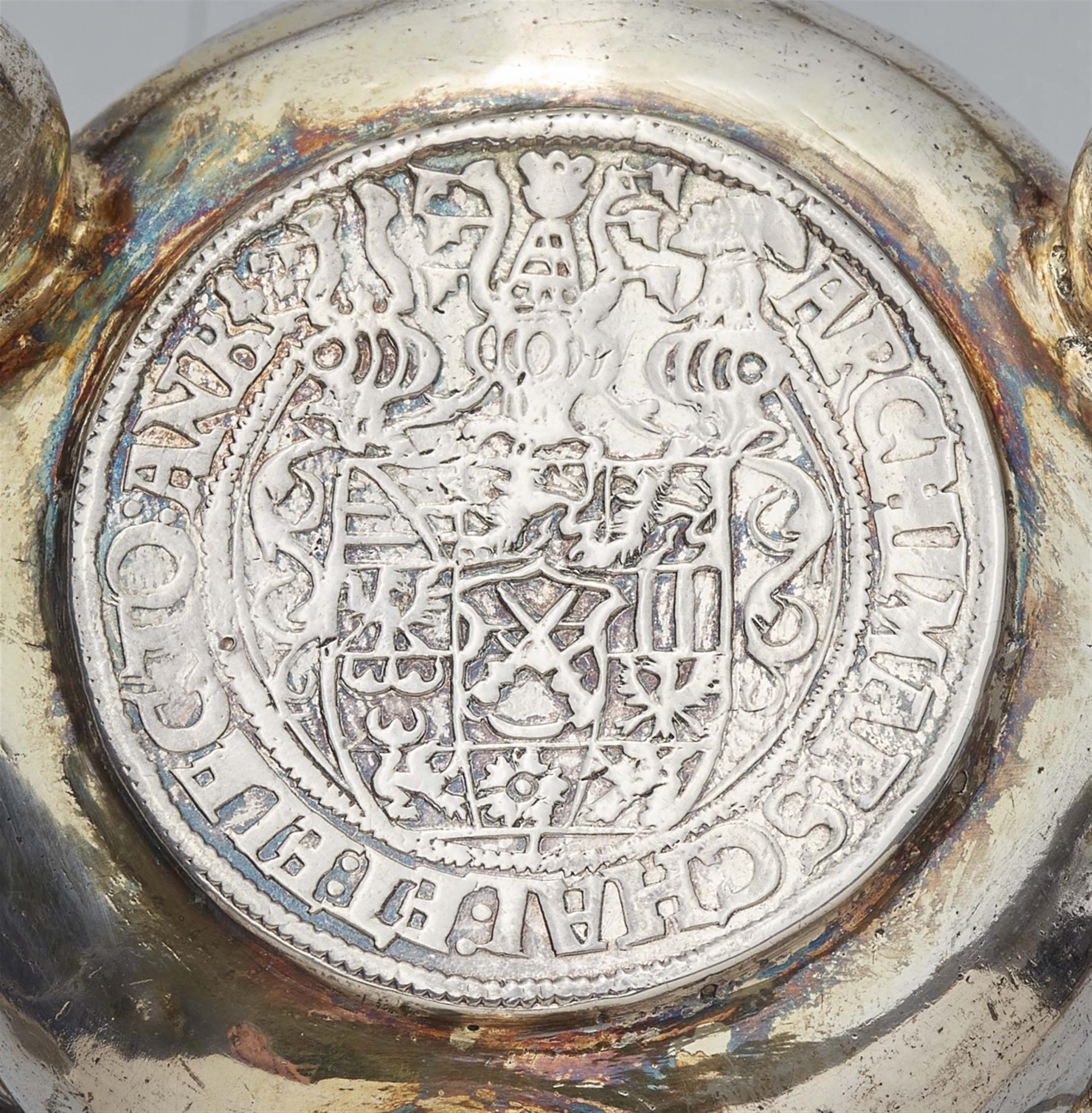 A parcel gilt silver coin-set beaker made for Samuel Dauderstadt - image-5