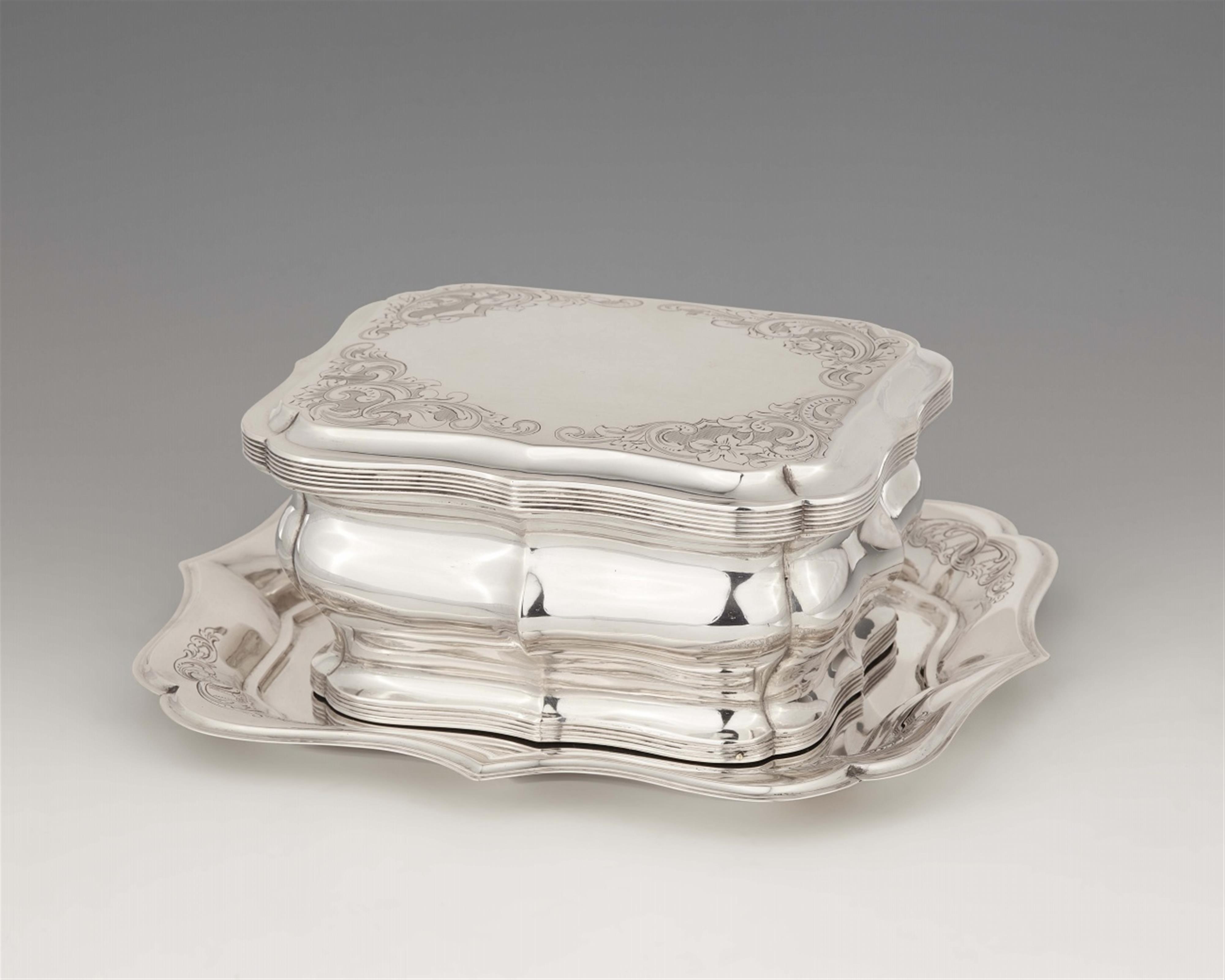 A Rotterdam silver biscuit box and tray - image-1