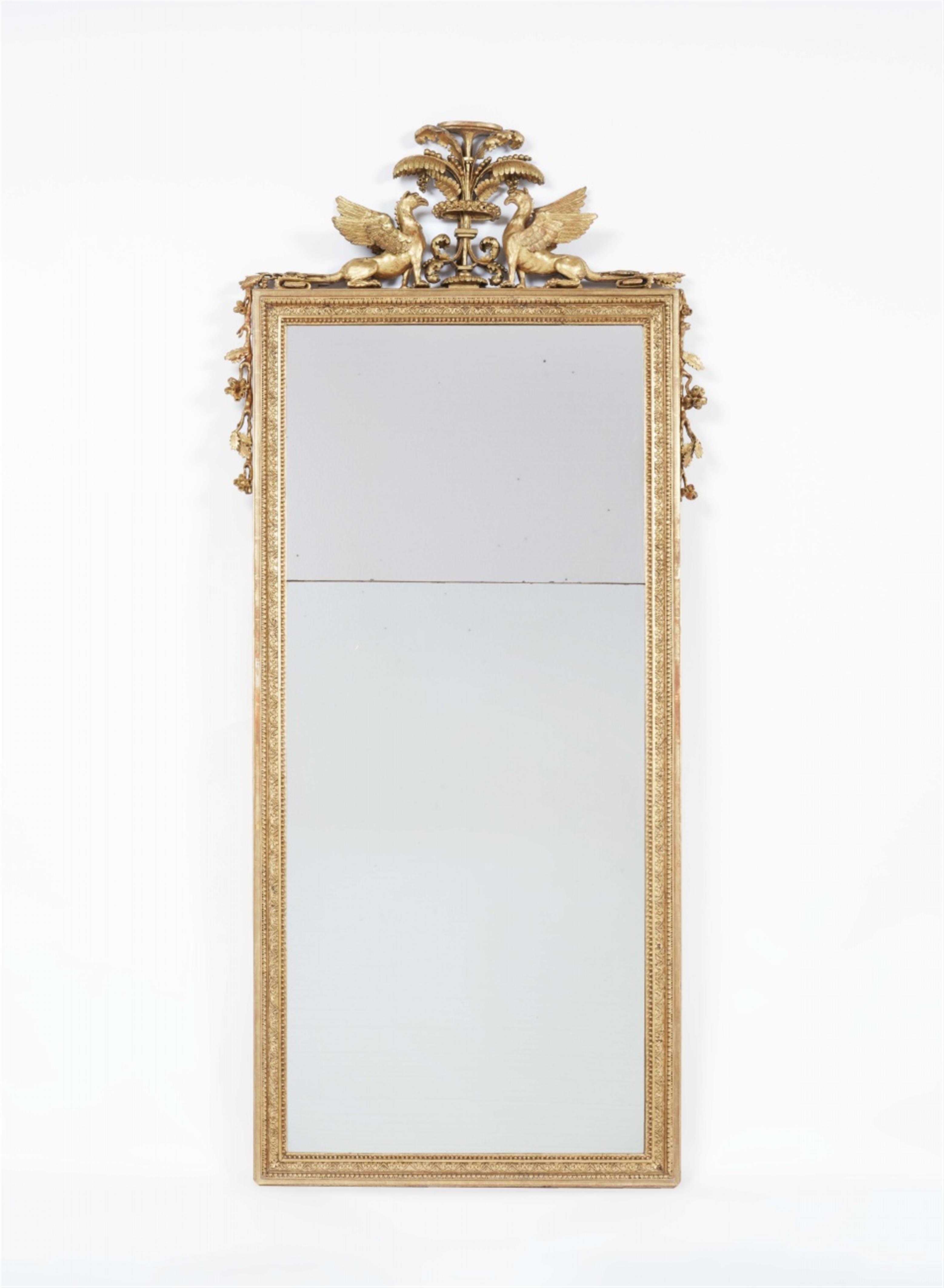 A Neoclassical English mirror - image-1