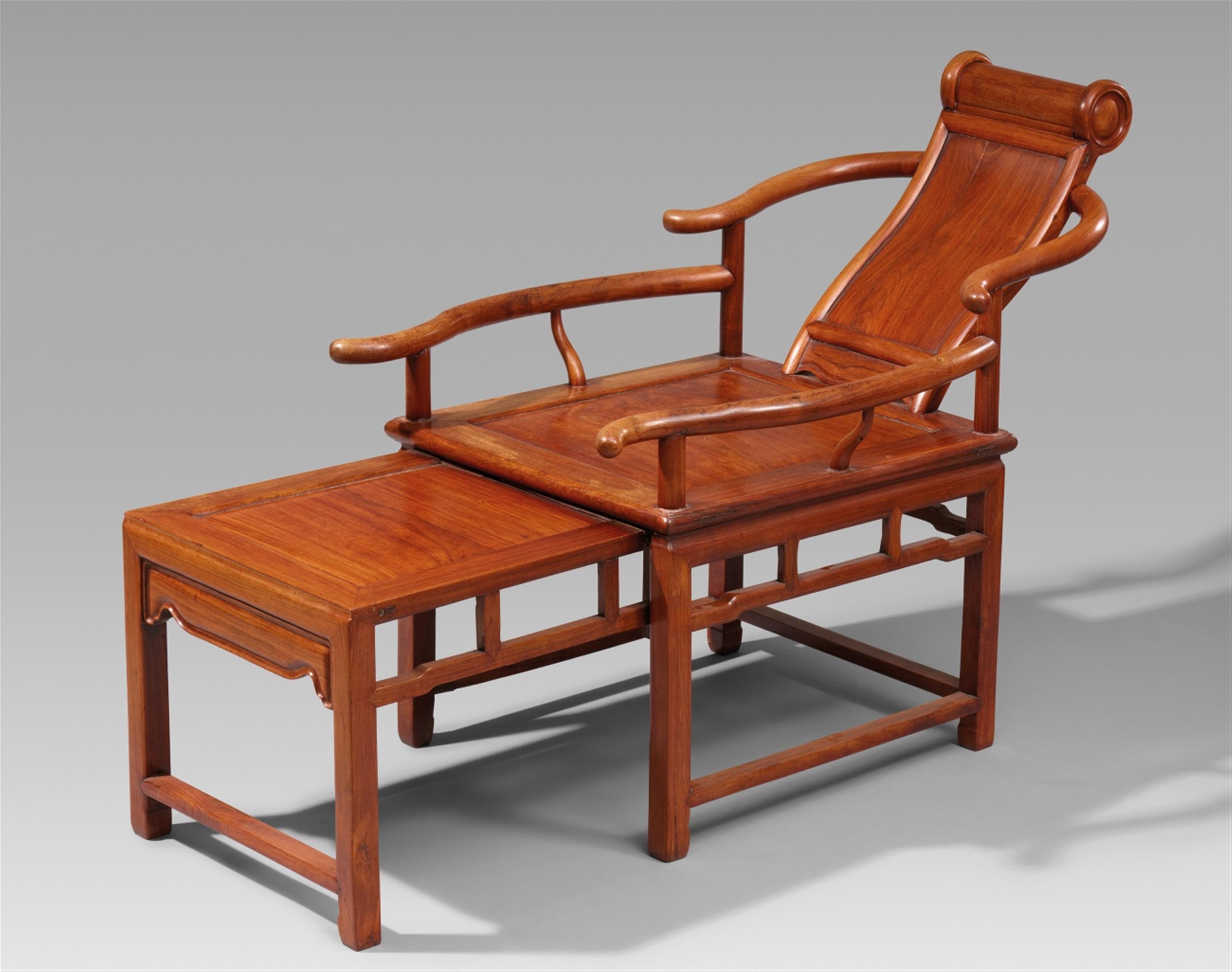 A hardwood moon gazing chair. 19th/20th century - image-1