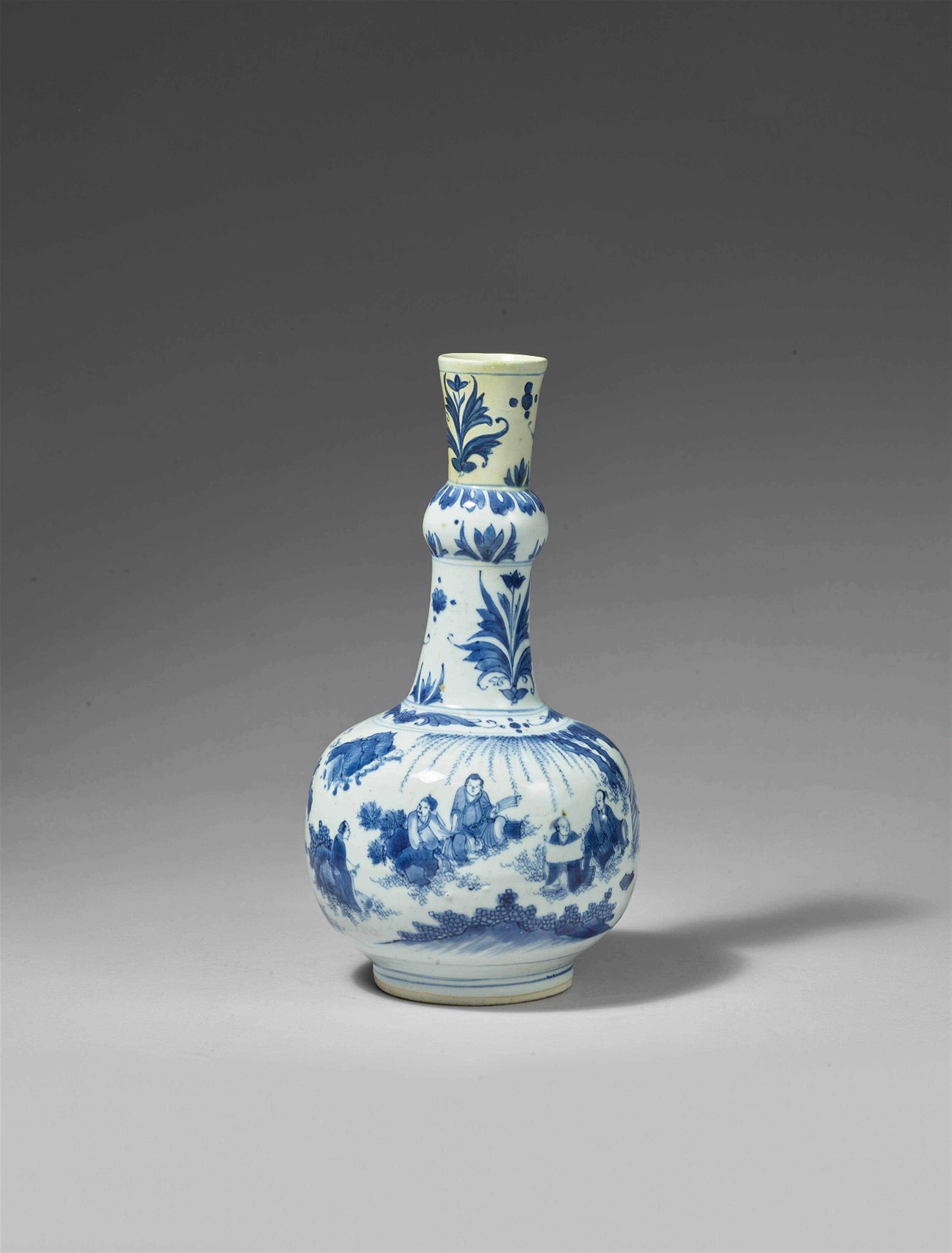 Blau-weiße Flaschenvase. Chongzhen Periode (1628-1644) - image-2