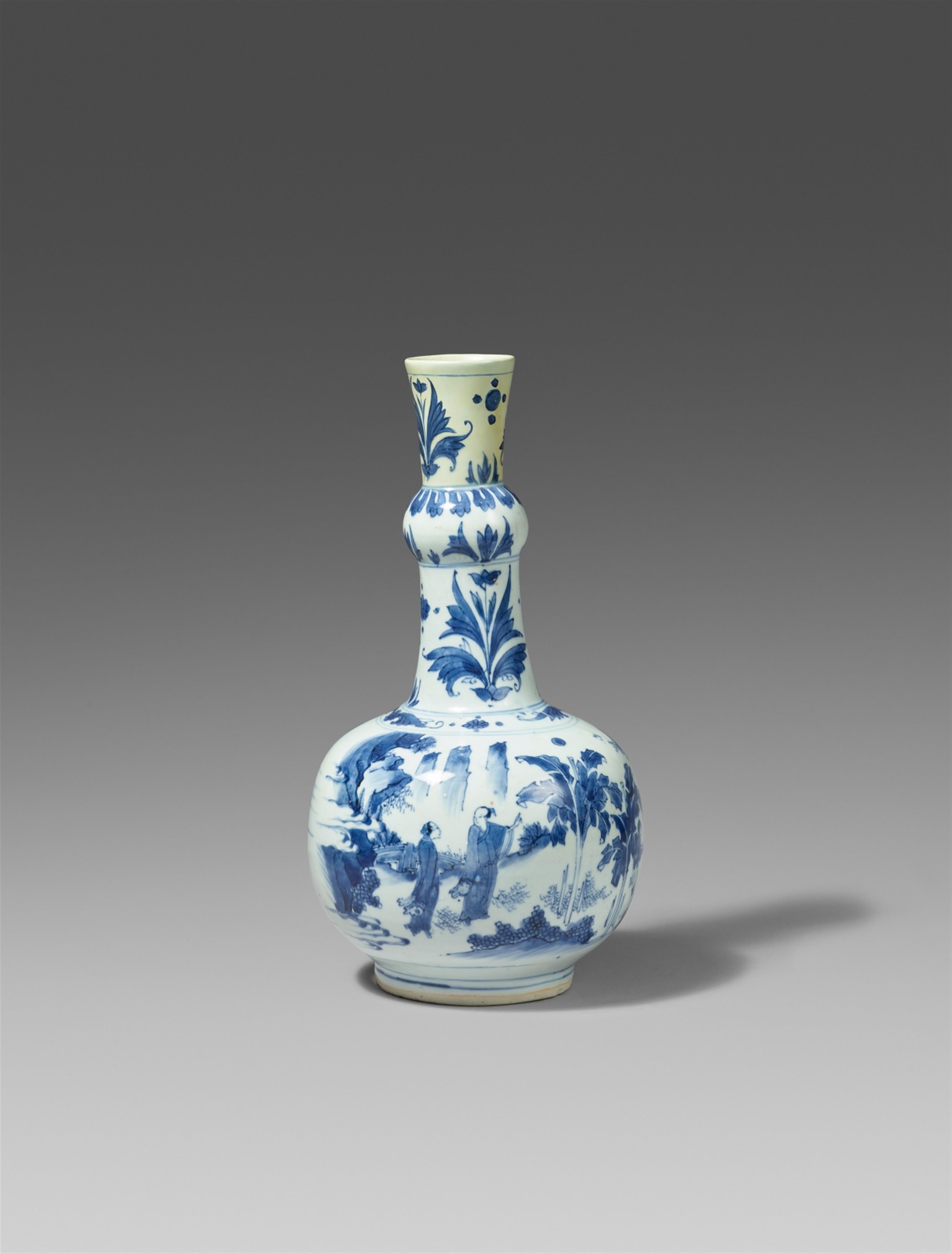 Blau-weiße Flaschenvase. Chongzhen Periode (1628-1644) - image-1