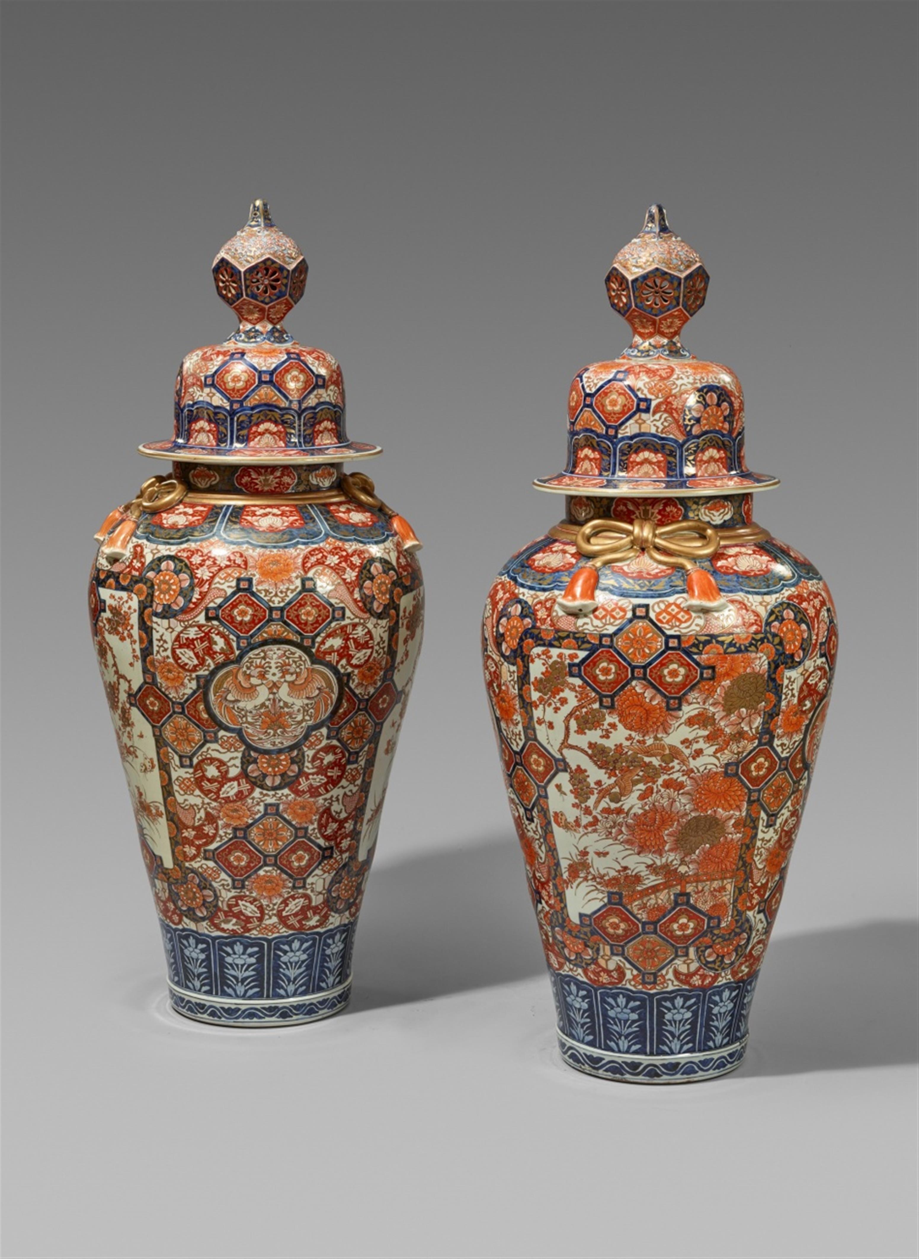 A pair of very large Imari vases. Arita. Late 19th century - image-1
