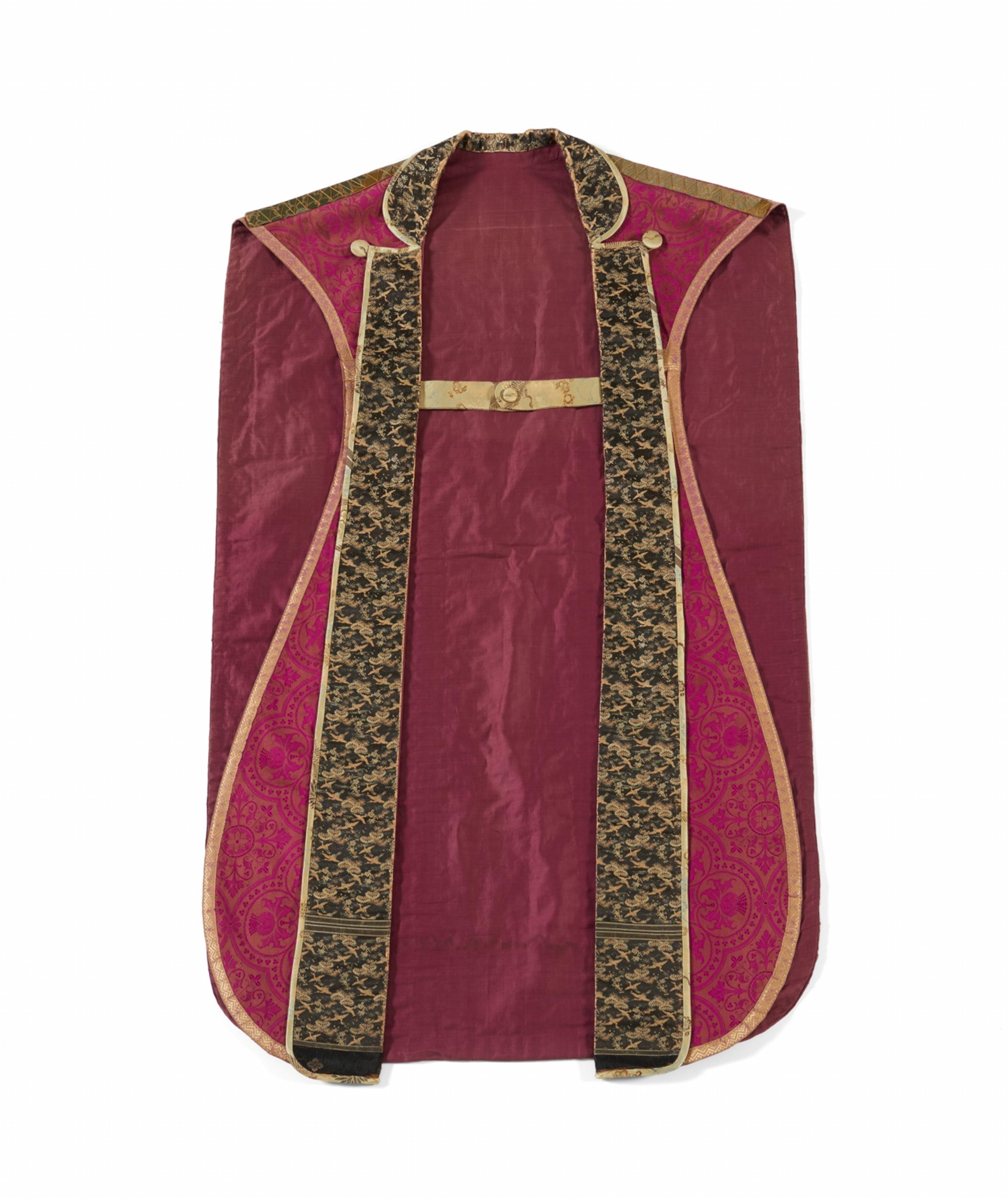 A dark red woven cotton liturgical vestment (chasuble). Probably Krefeld. Late 19th century - image-2