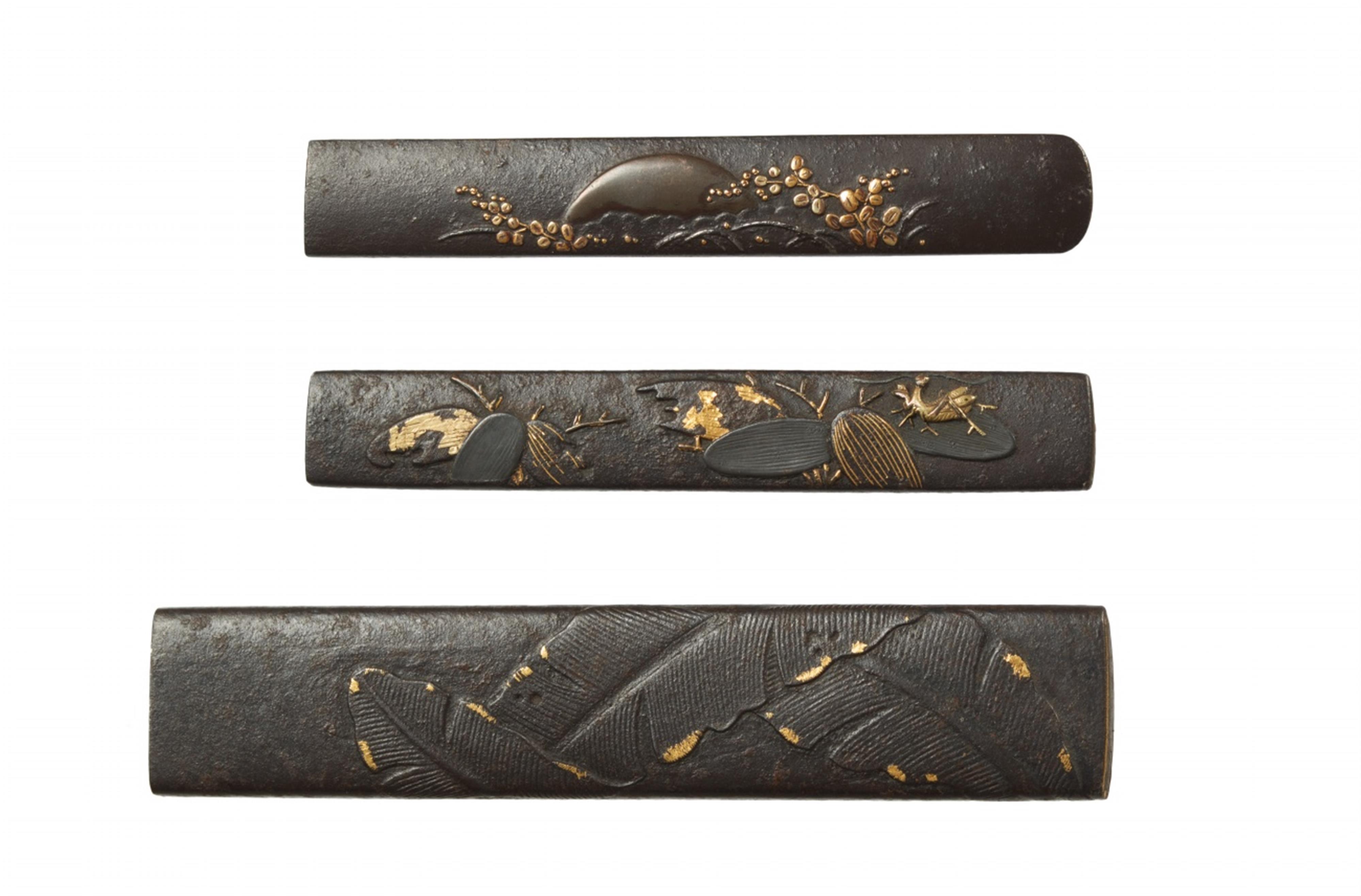 Three iron kozuka. 18th/19th century - image-1