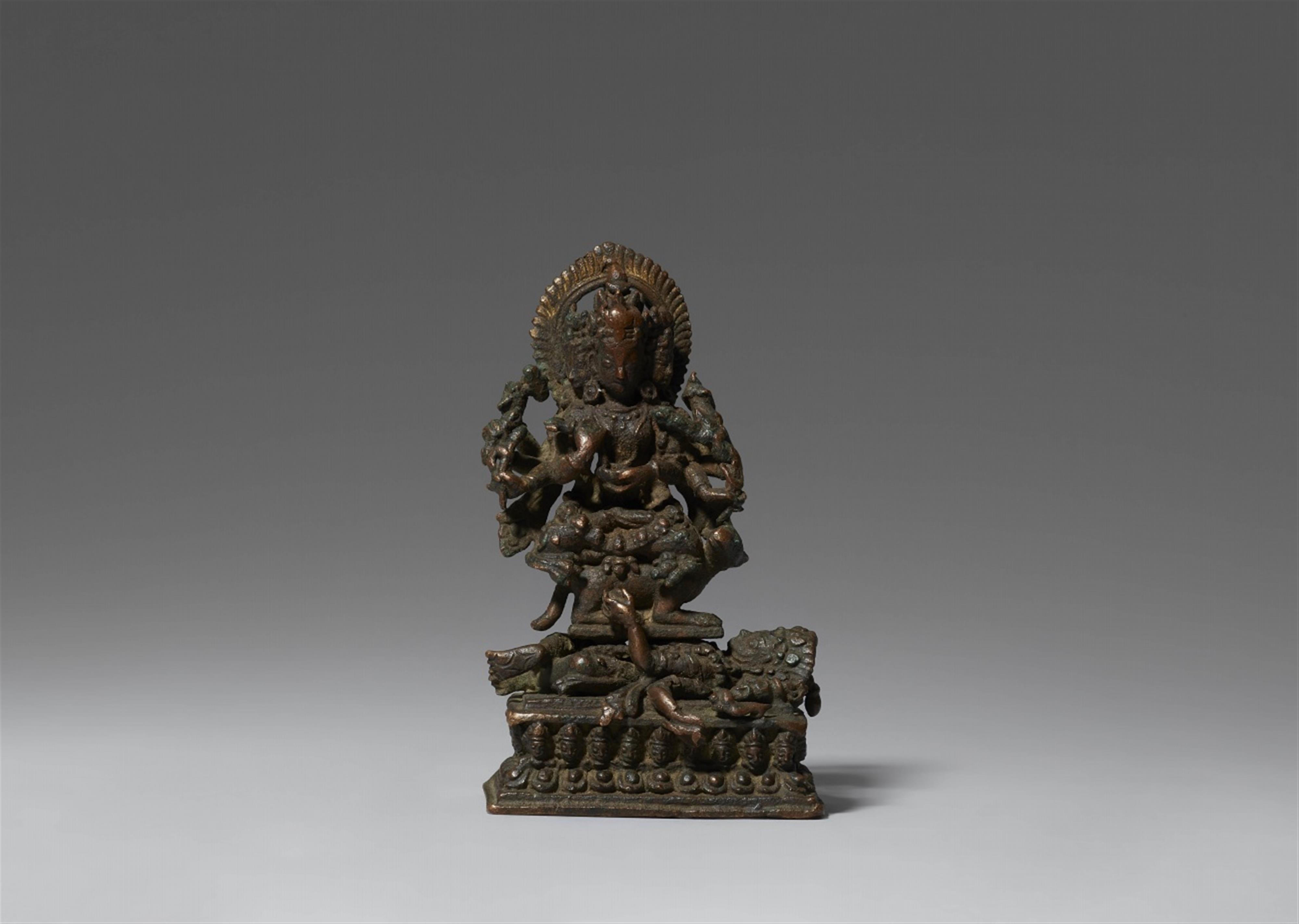 A Nepalese bronze figure of Jnana Dakini. 15th century - image-1