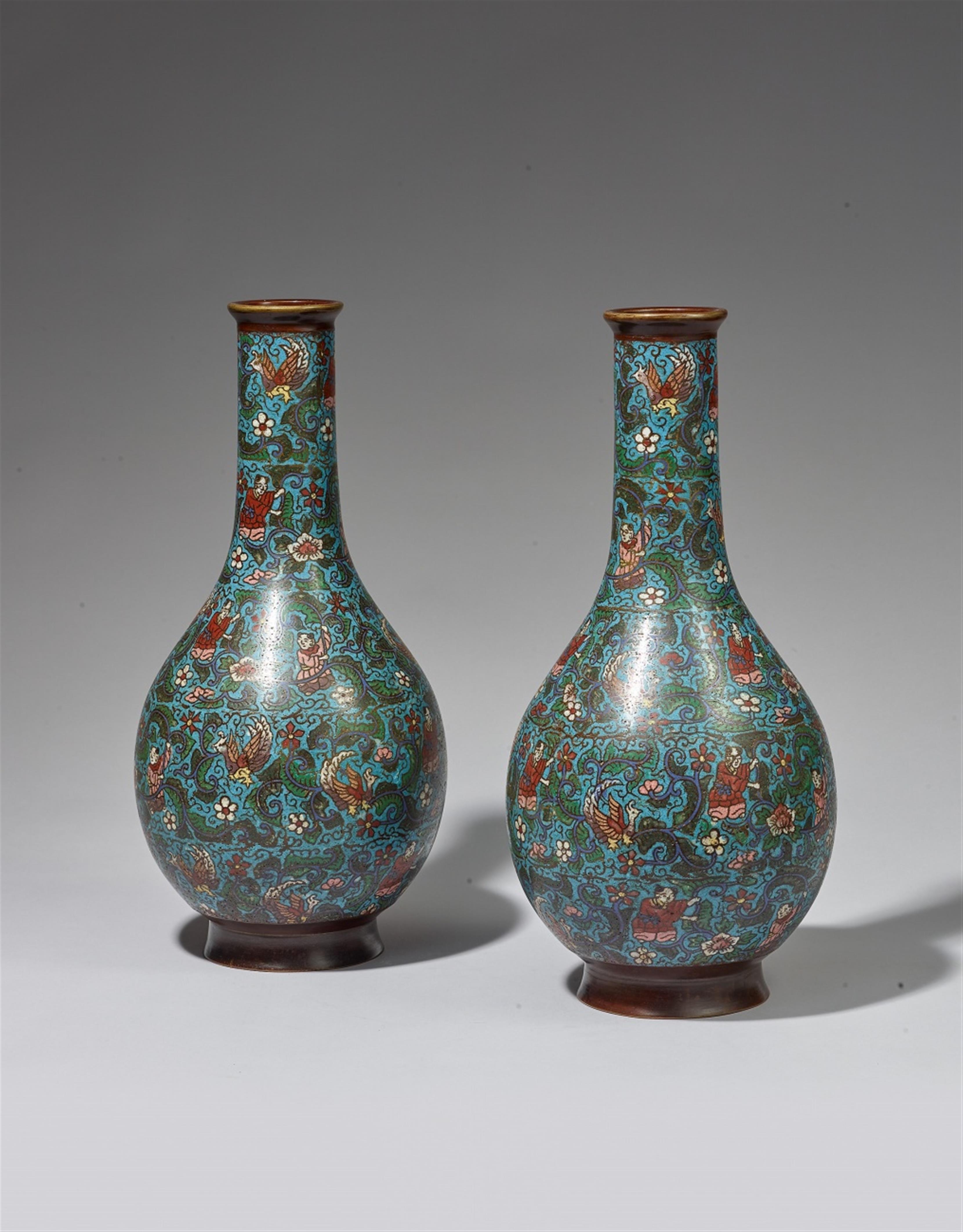 Two slender champlevé enamel vases. Late 19th century - image-2