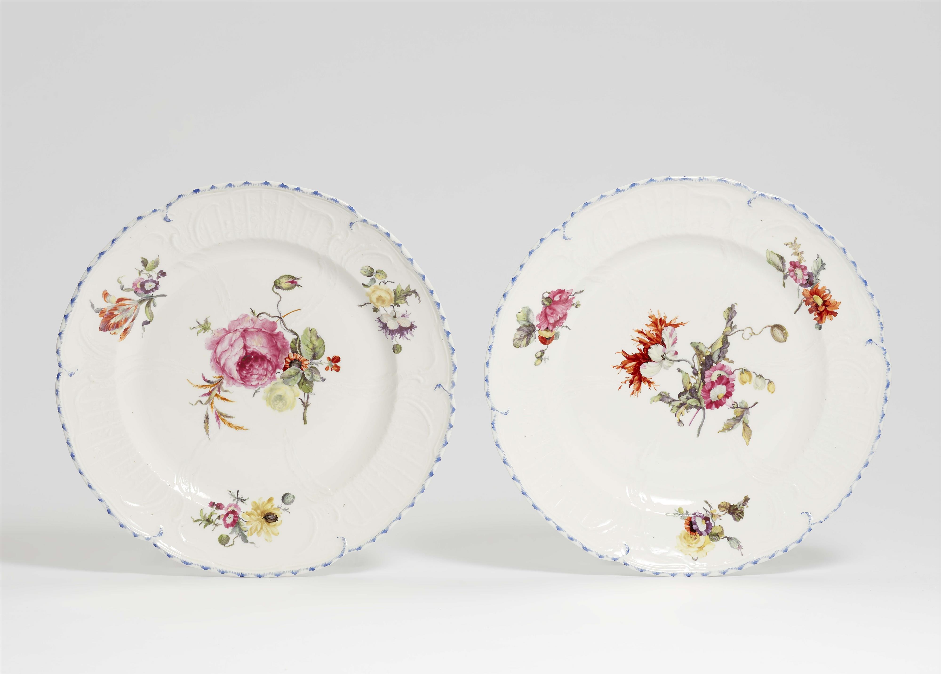 A pair of Berlin KPM porcelain dinner plates from a service for Diede zu Fürstenstein - image-1