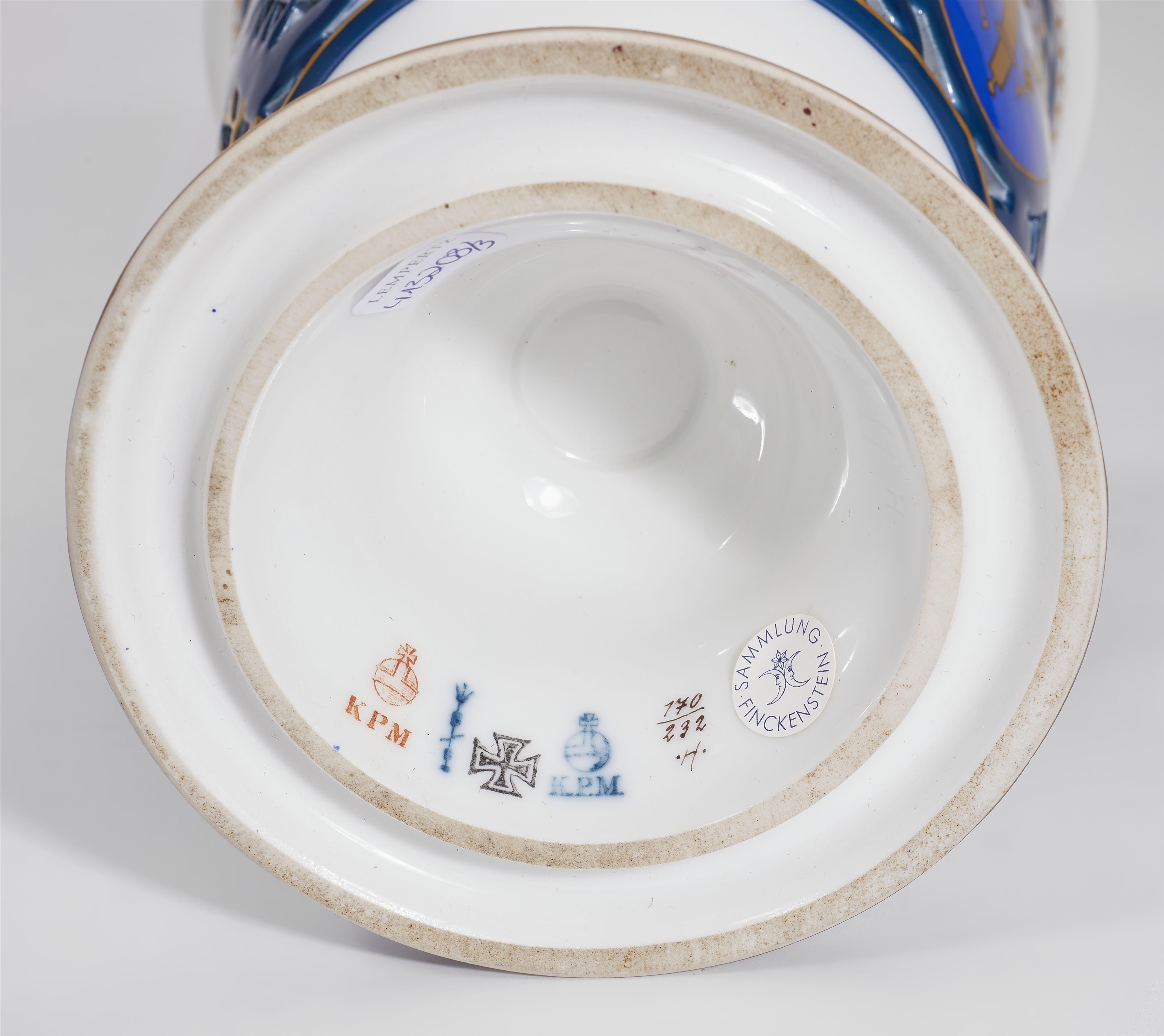 A patriotic Berlin KPM porcelain sugar bowl - image-2