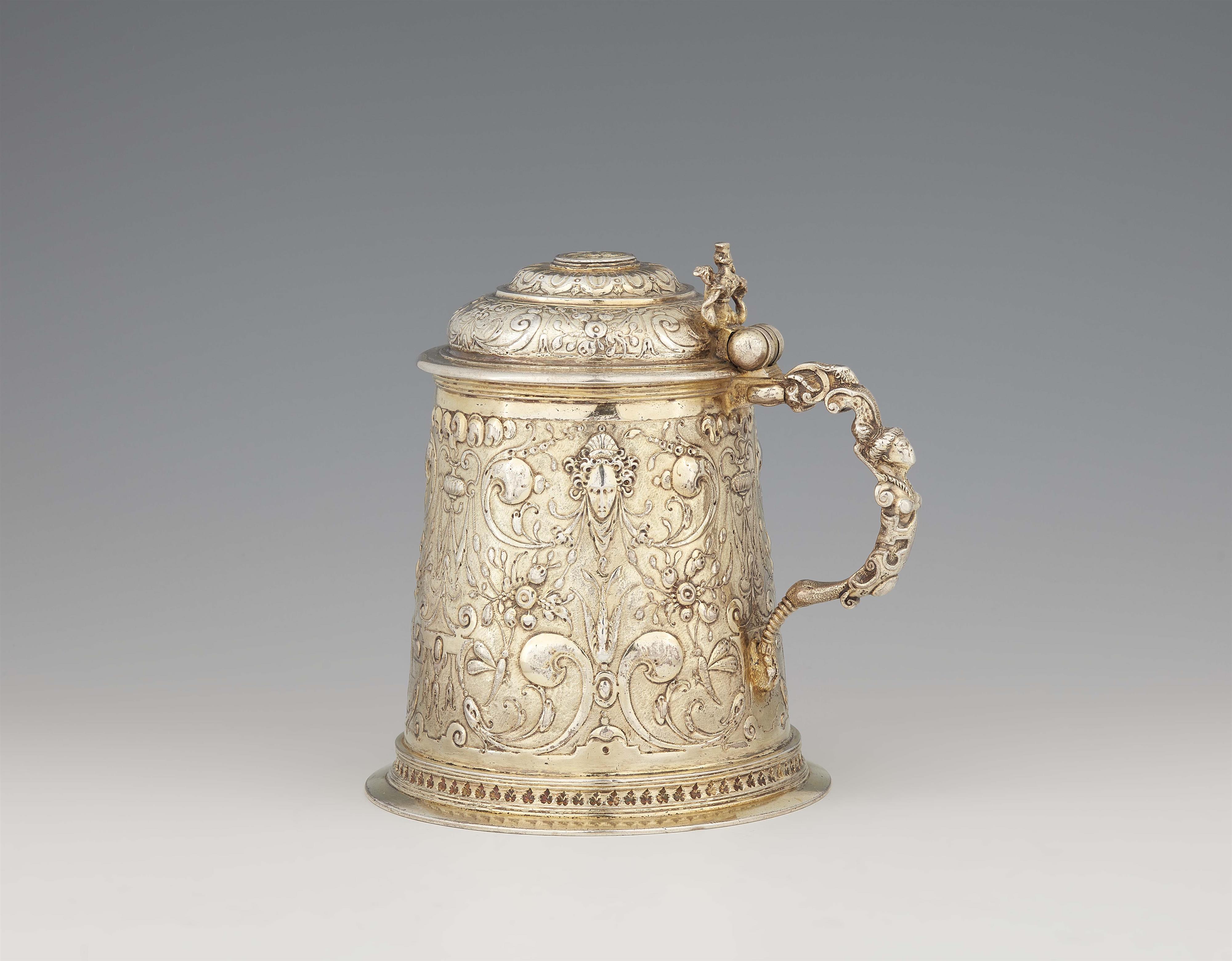 An Augsburg Renaissance silver tankard - image-1