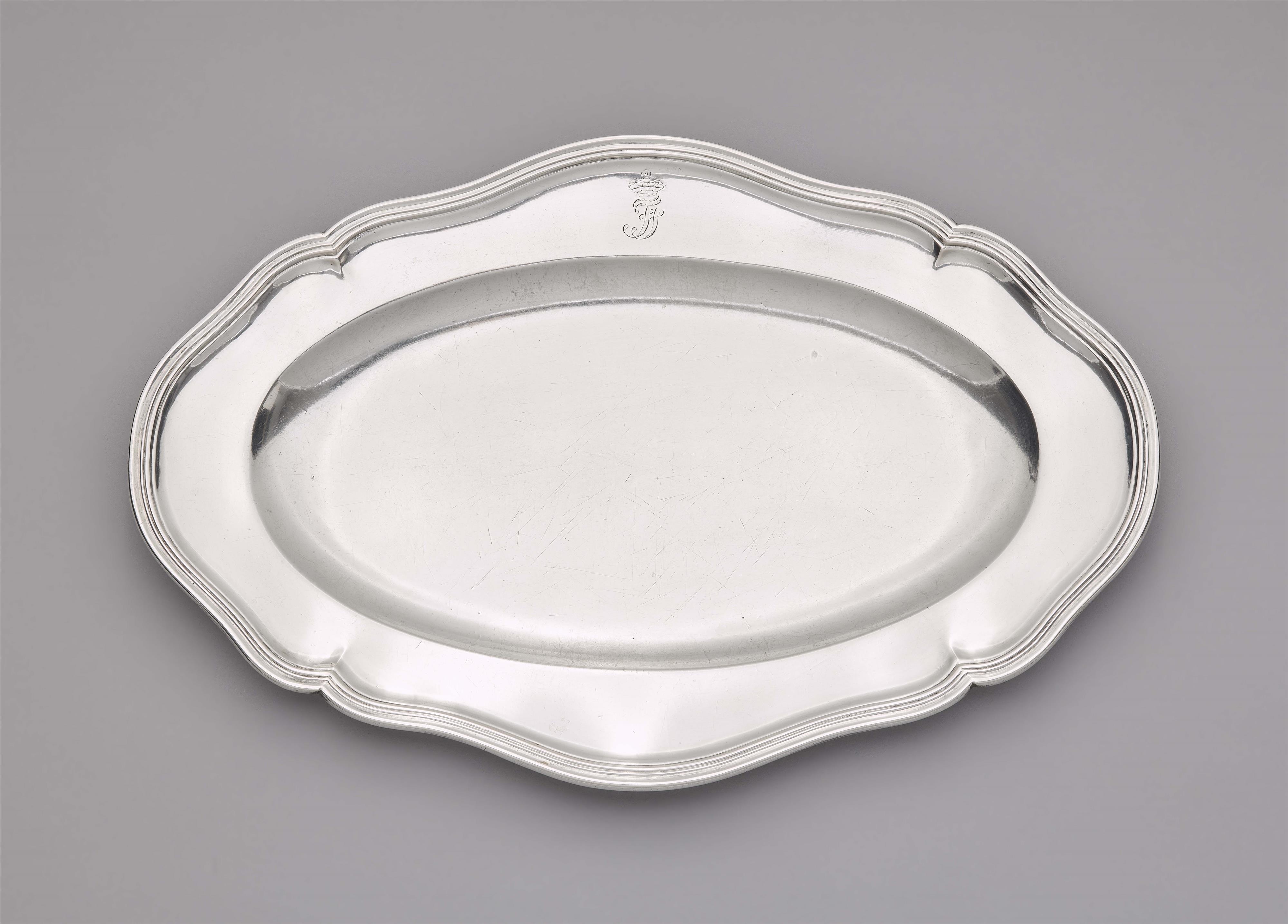 A Dresden silver platter - image-1