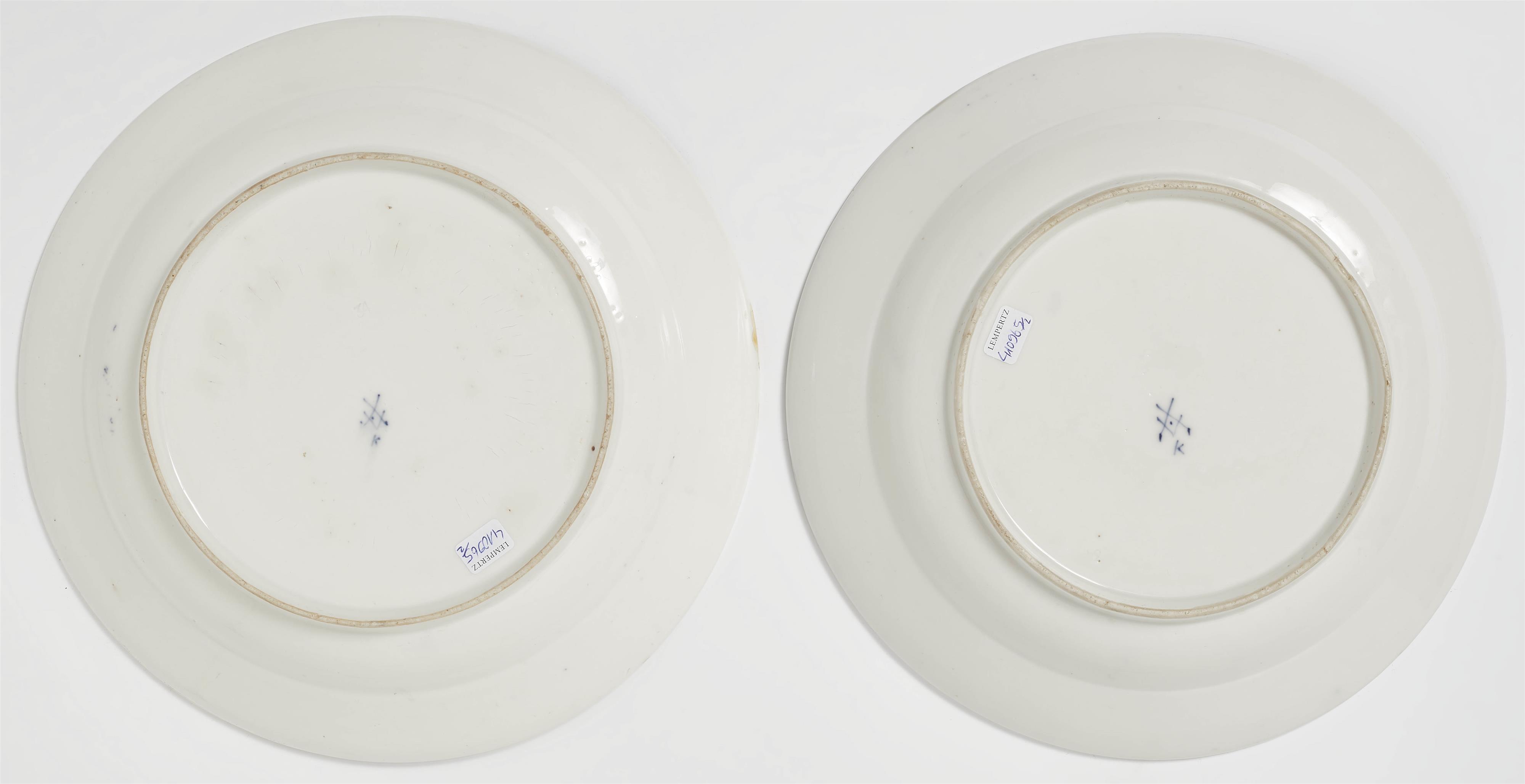 Two Meissen porcelain platters with rare underglaze blue Chinoiserie decor - image-2