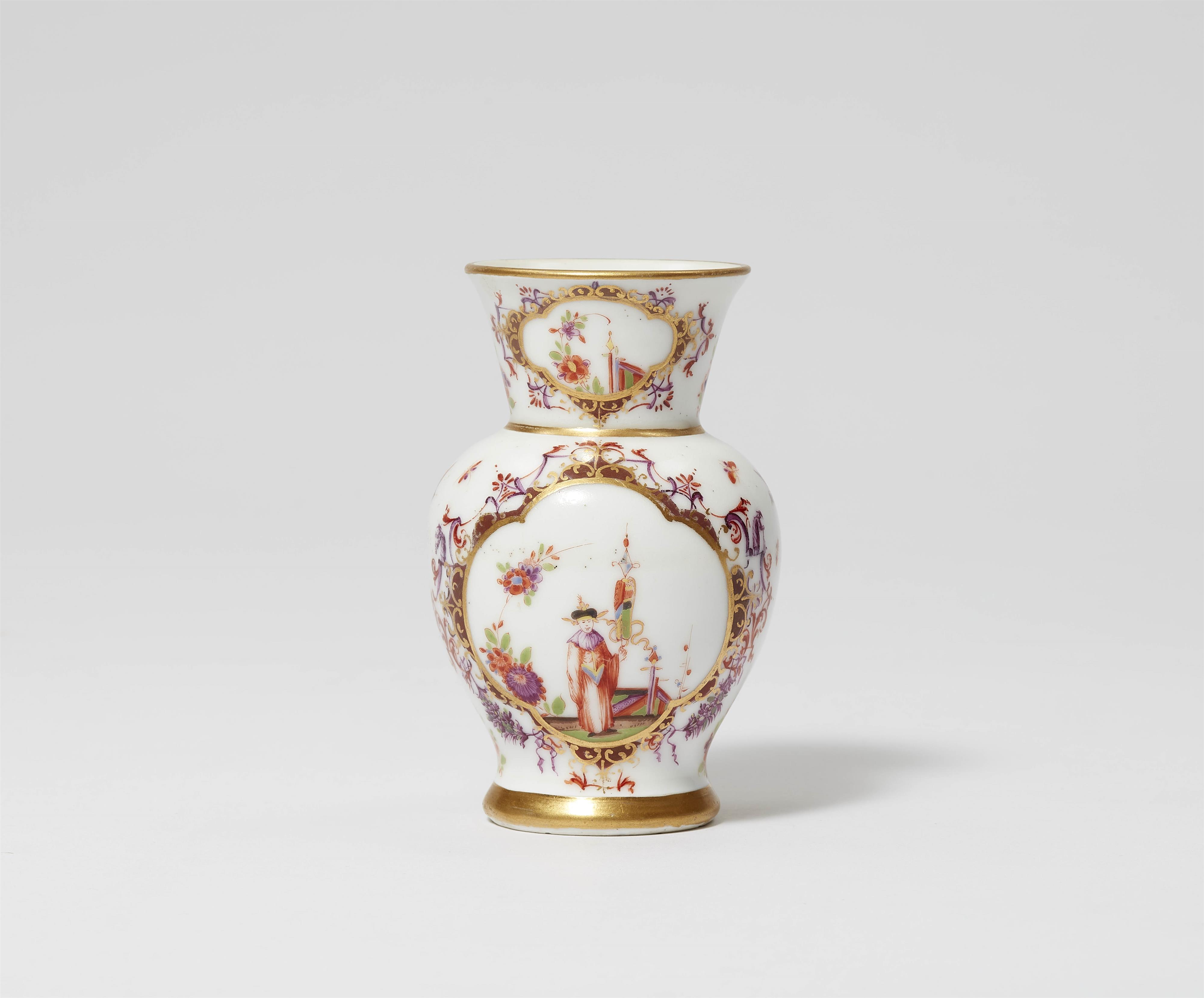 A small Meissen porcelain vase with purple lustre cartouches - image-2