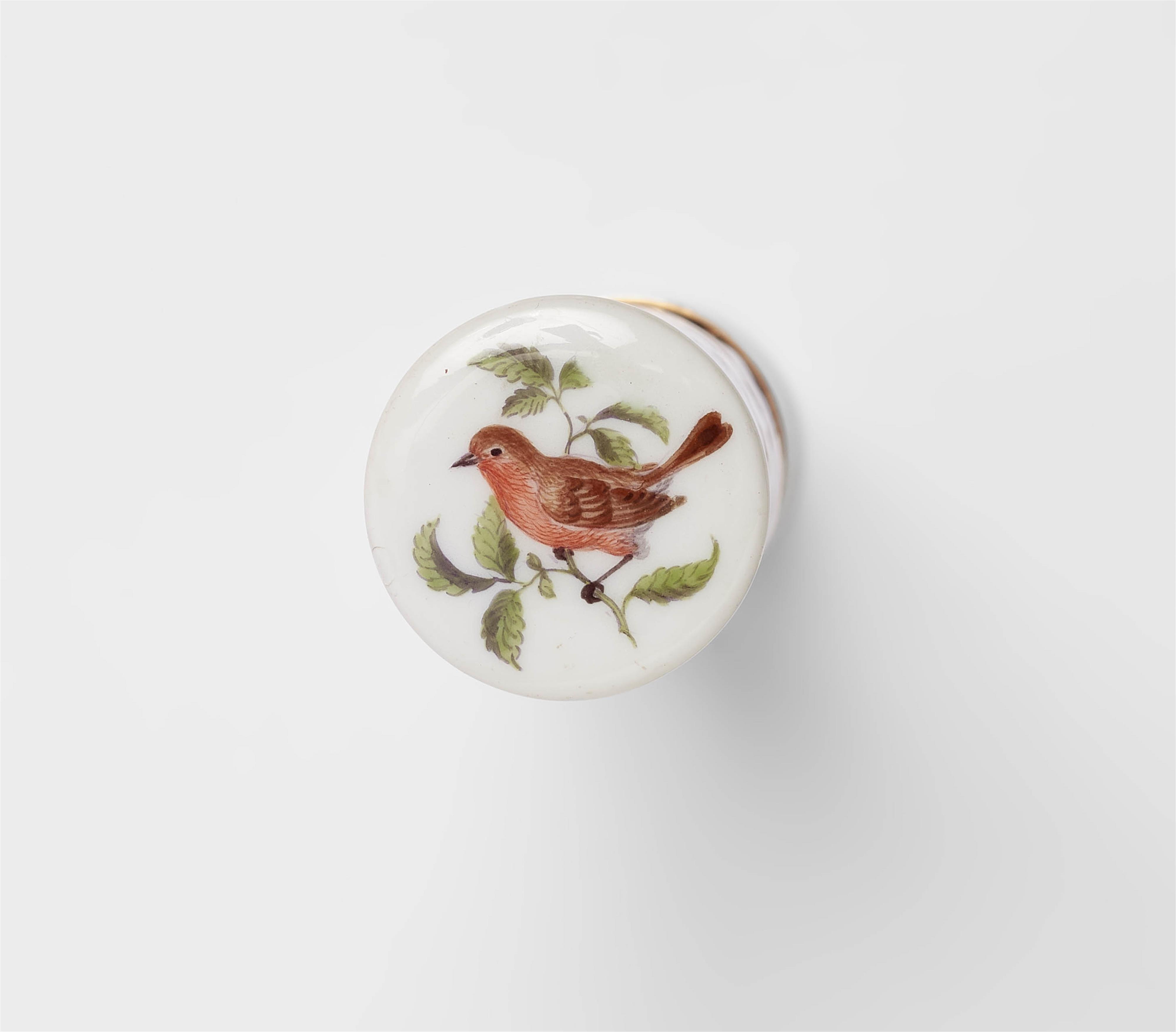 A Meissen porcelain cylindrical case - image-2