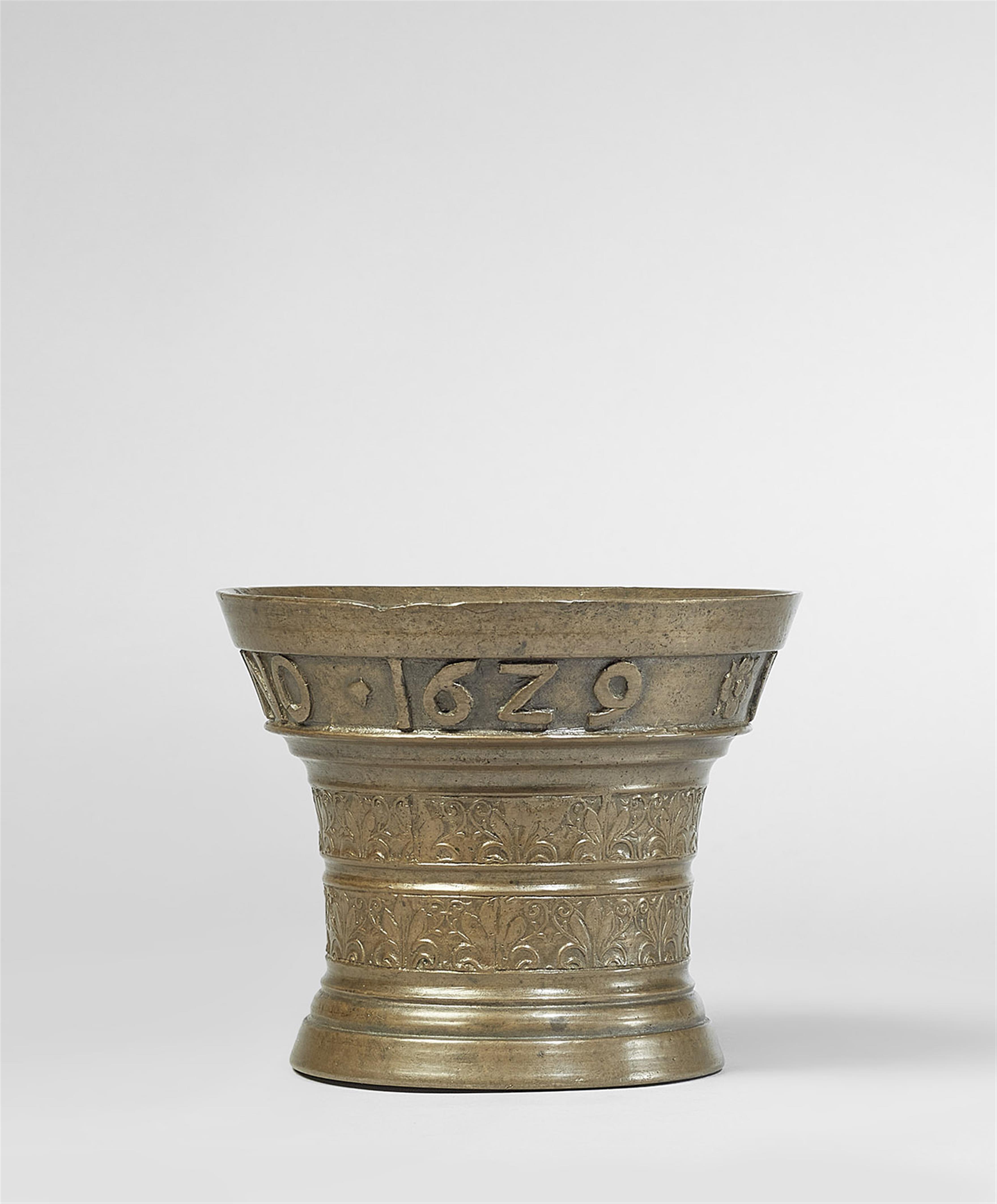 A mortar dated 1629 - image-1