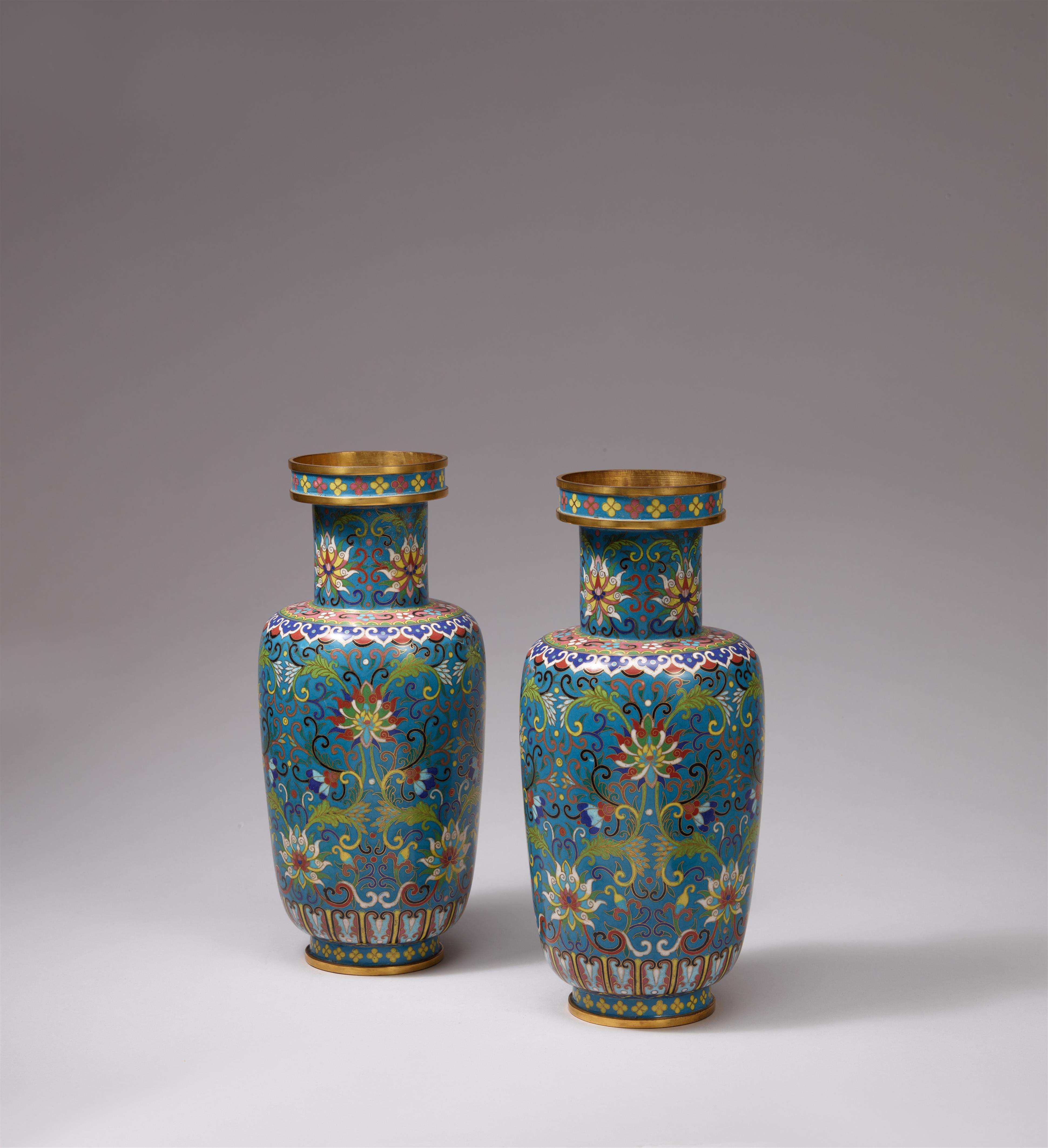 A pair of cloisonné enamel vases. 20th century - image-2