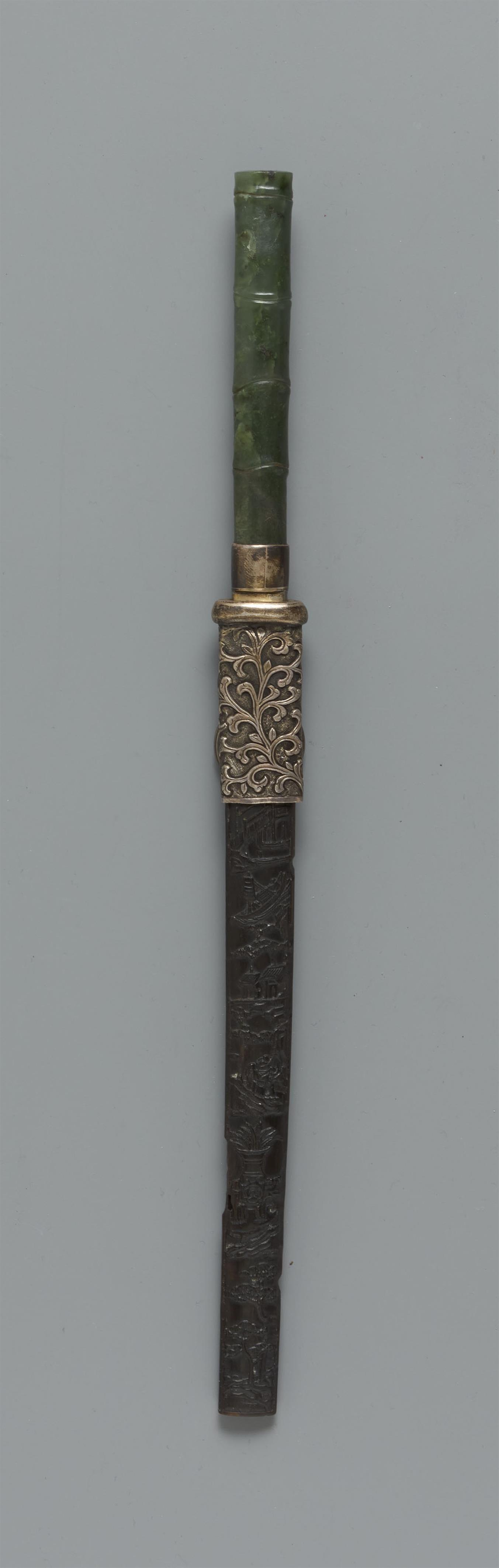 A slender knife with scabbard. 18th/19th century - image-2