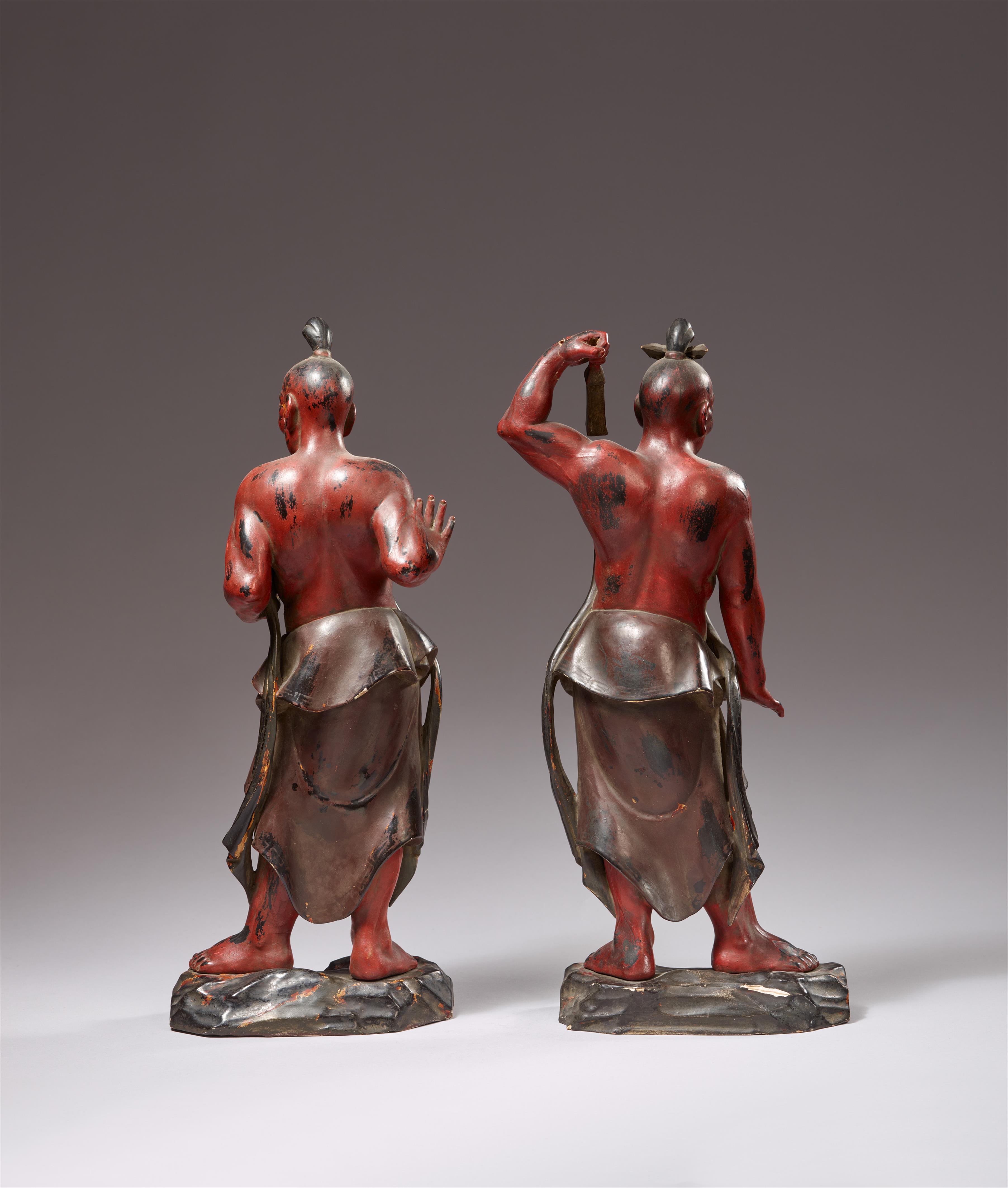 Two lacquered wood figures of Niô. 19th century - image-2