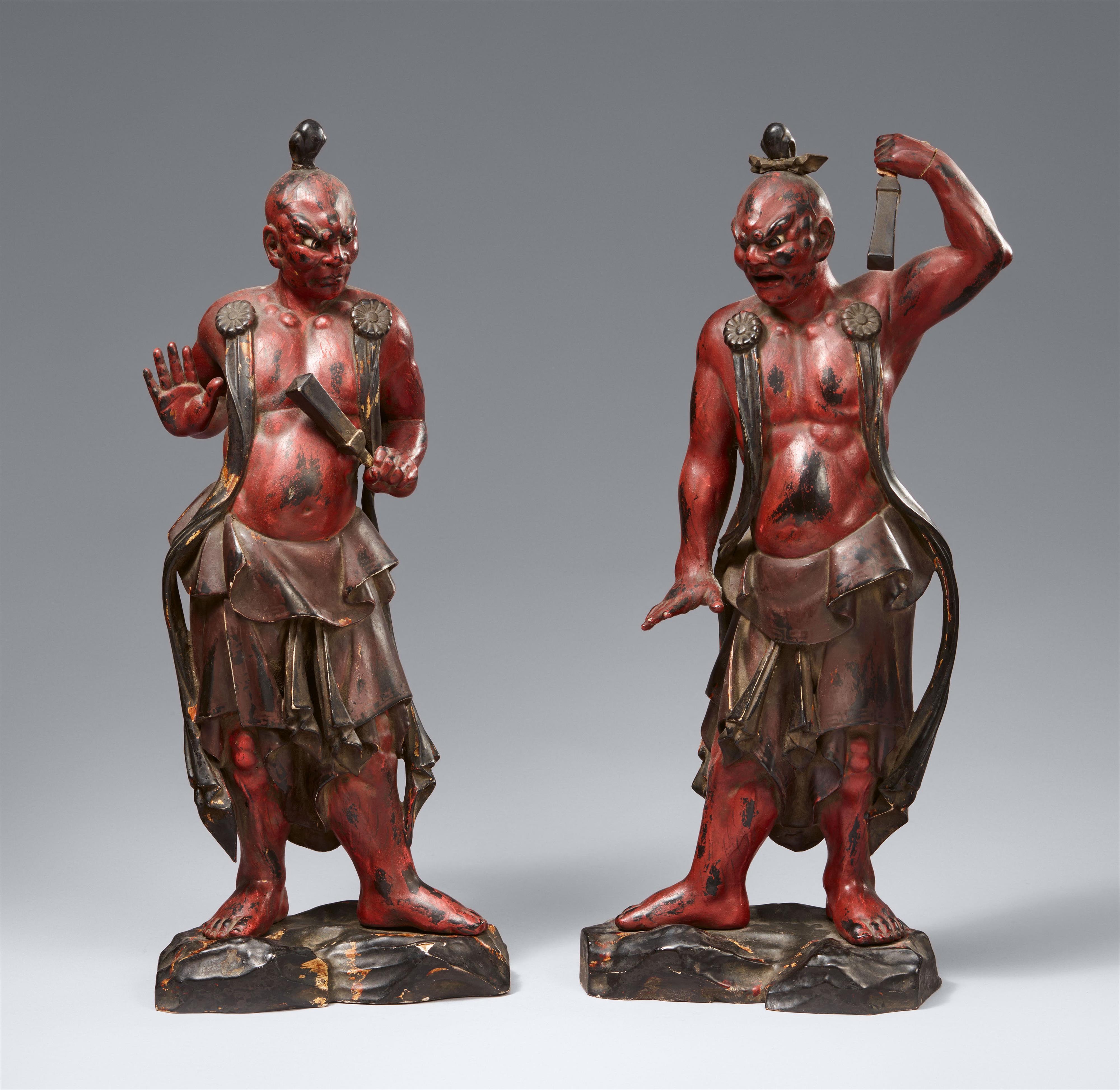 Two lacquered wood figures of Niô. 19th century - image-1